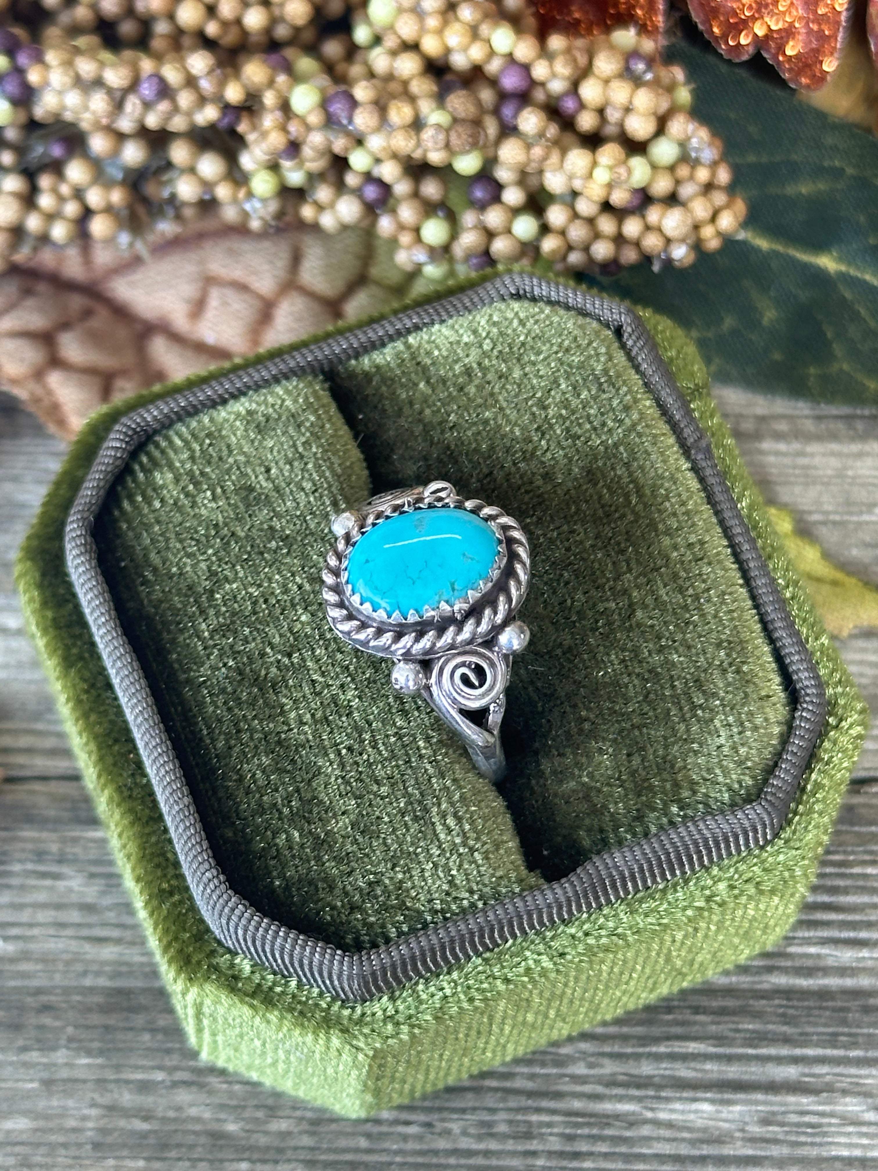 Navajo Made Kingman Turquoise & Sterling Silver Ring