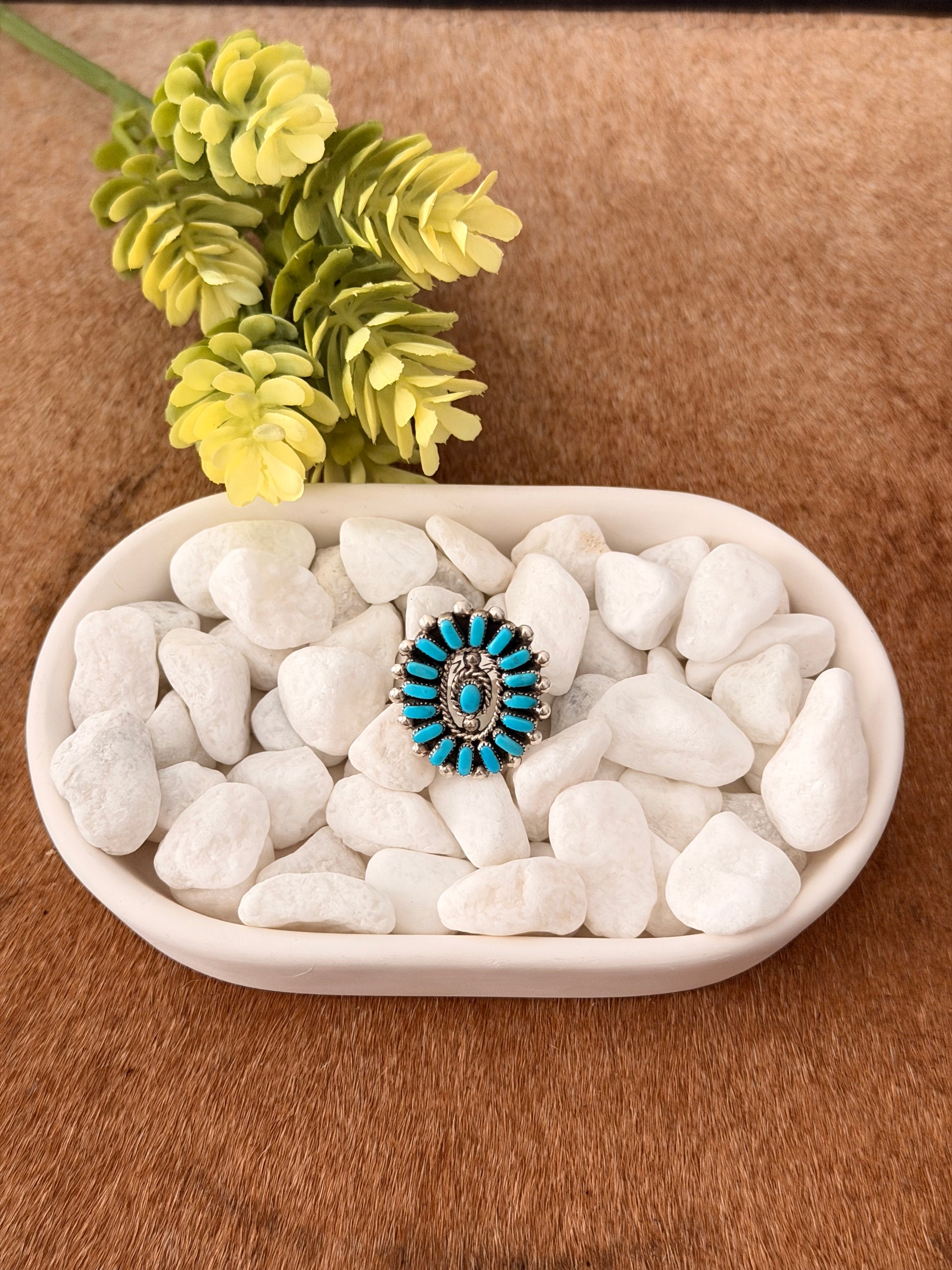 Zuni Made Kingman Turquoise & Sterling Silver Petite Cluster Ring Size 7.5