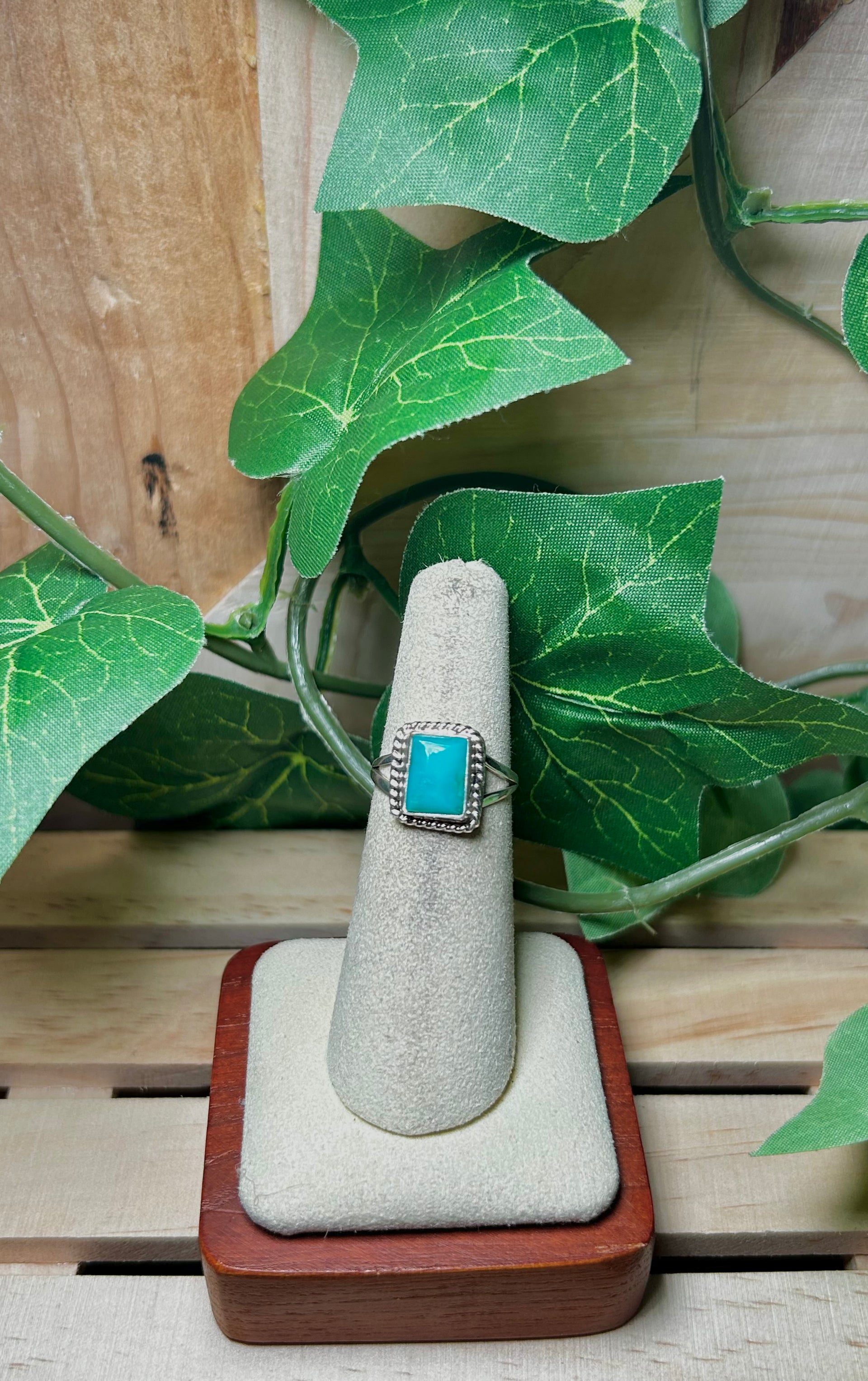 Navajo Made Kingman Turquoise & Sterling Sliver Cluster Ring Size 5.25