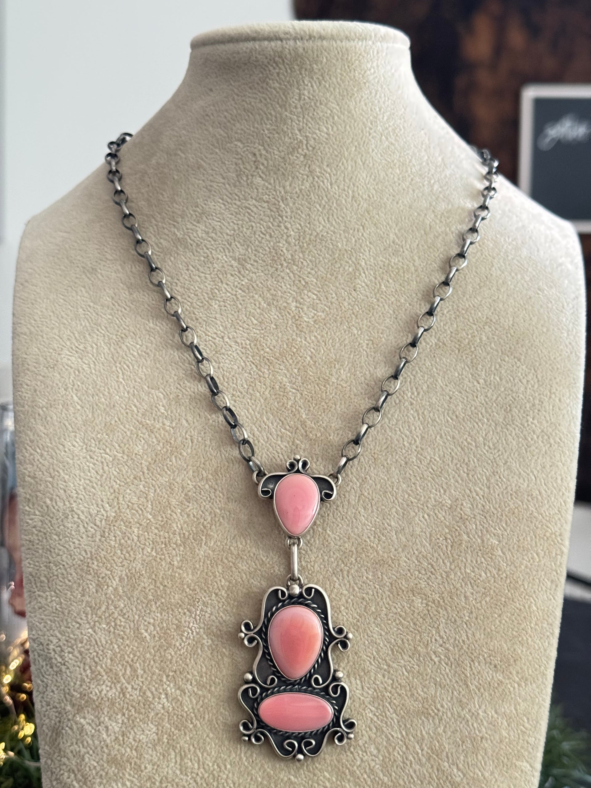 Larry Kaye Pink Conch & Sterling Silver Necklace