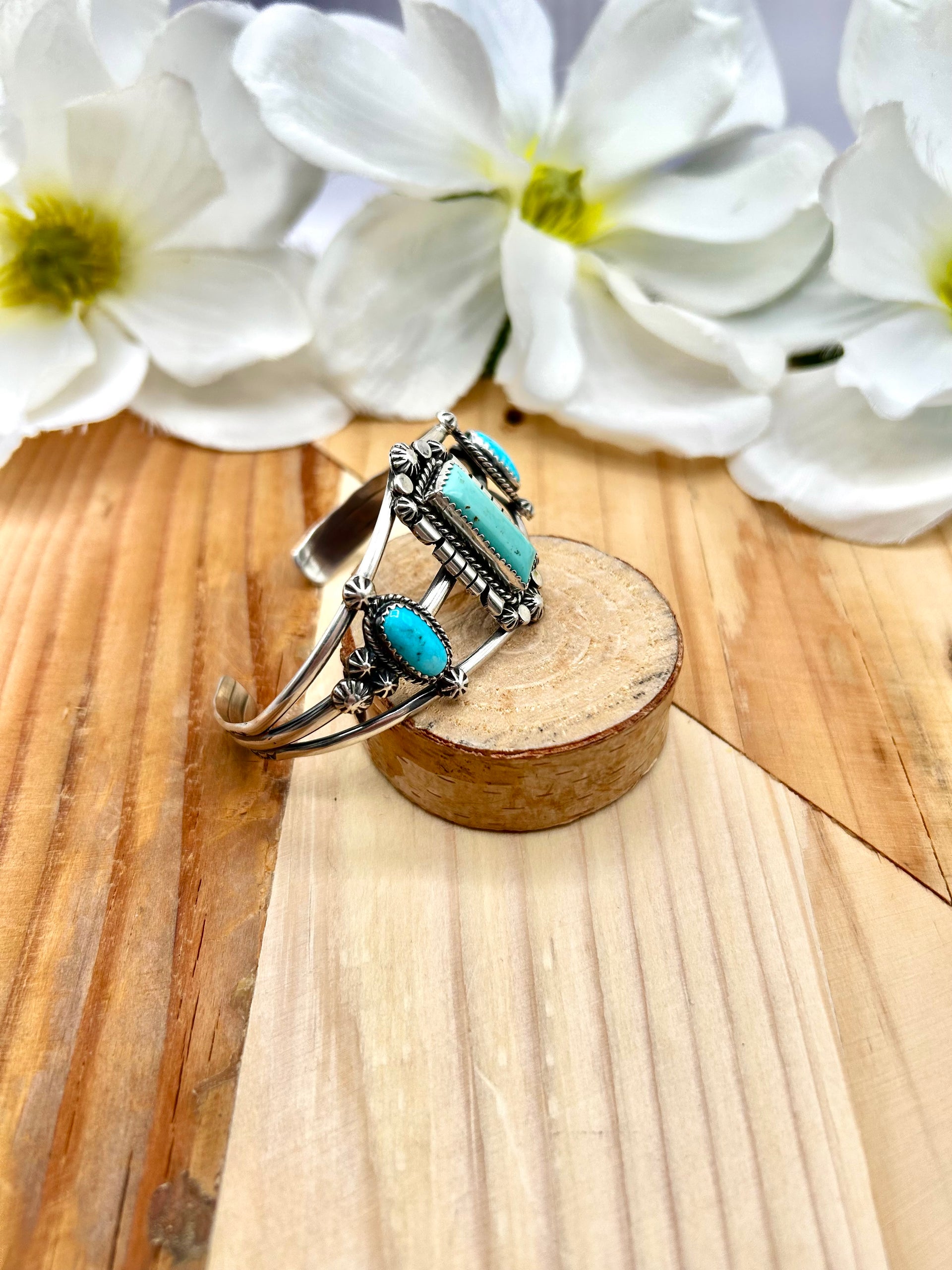 Navajo Made Kingman Turquoise & Sterling Silver Cuff Bracelet