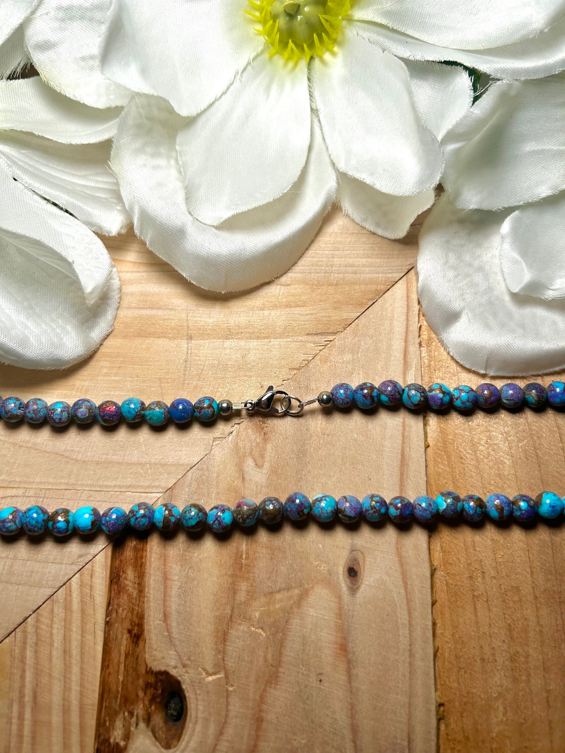 Navajo Made Strung Mohave  Turquoise Necklace