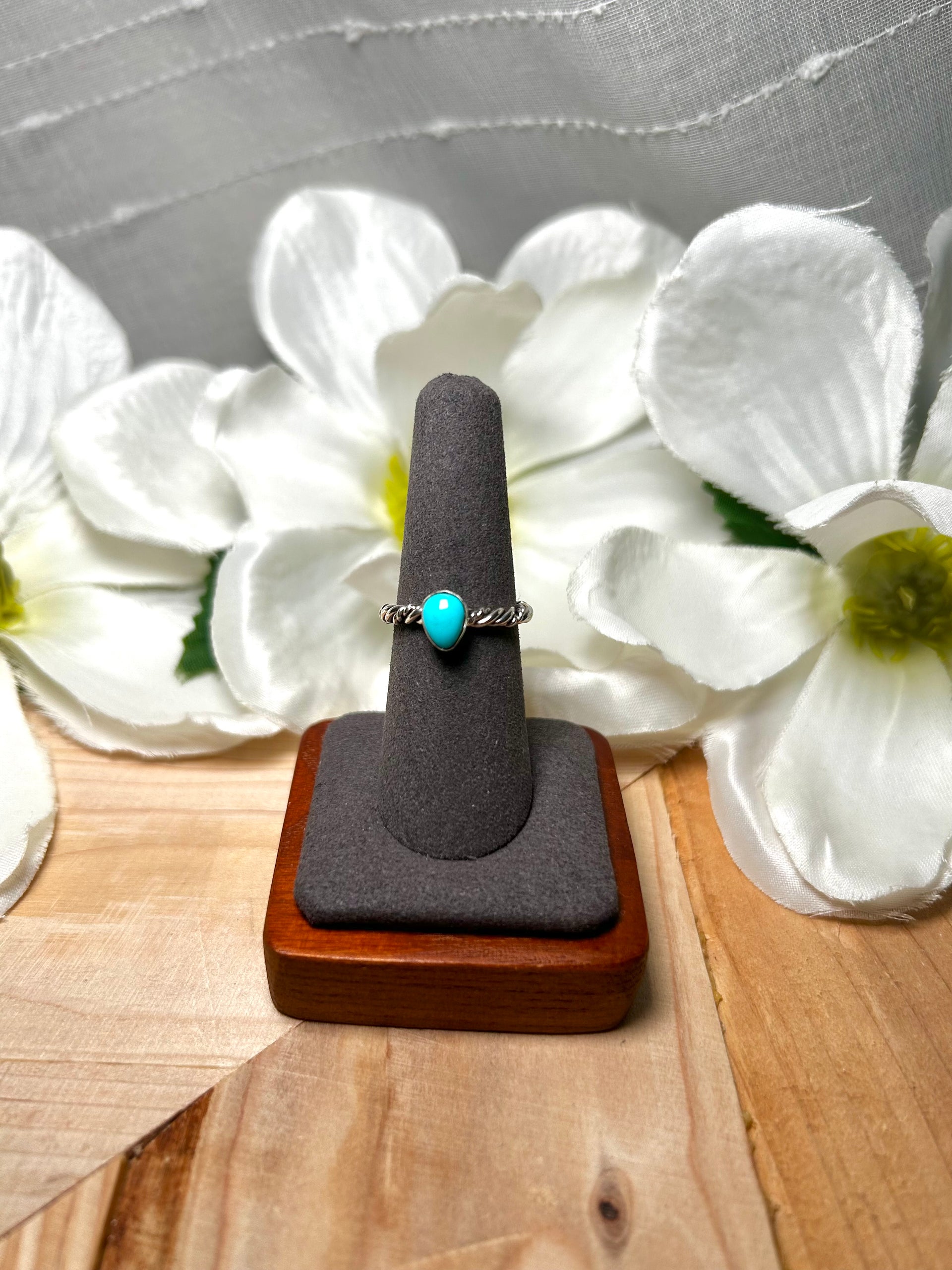Navajo Made Kingman Turquoise & Sterling Silver Ring Size 6.75