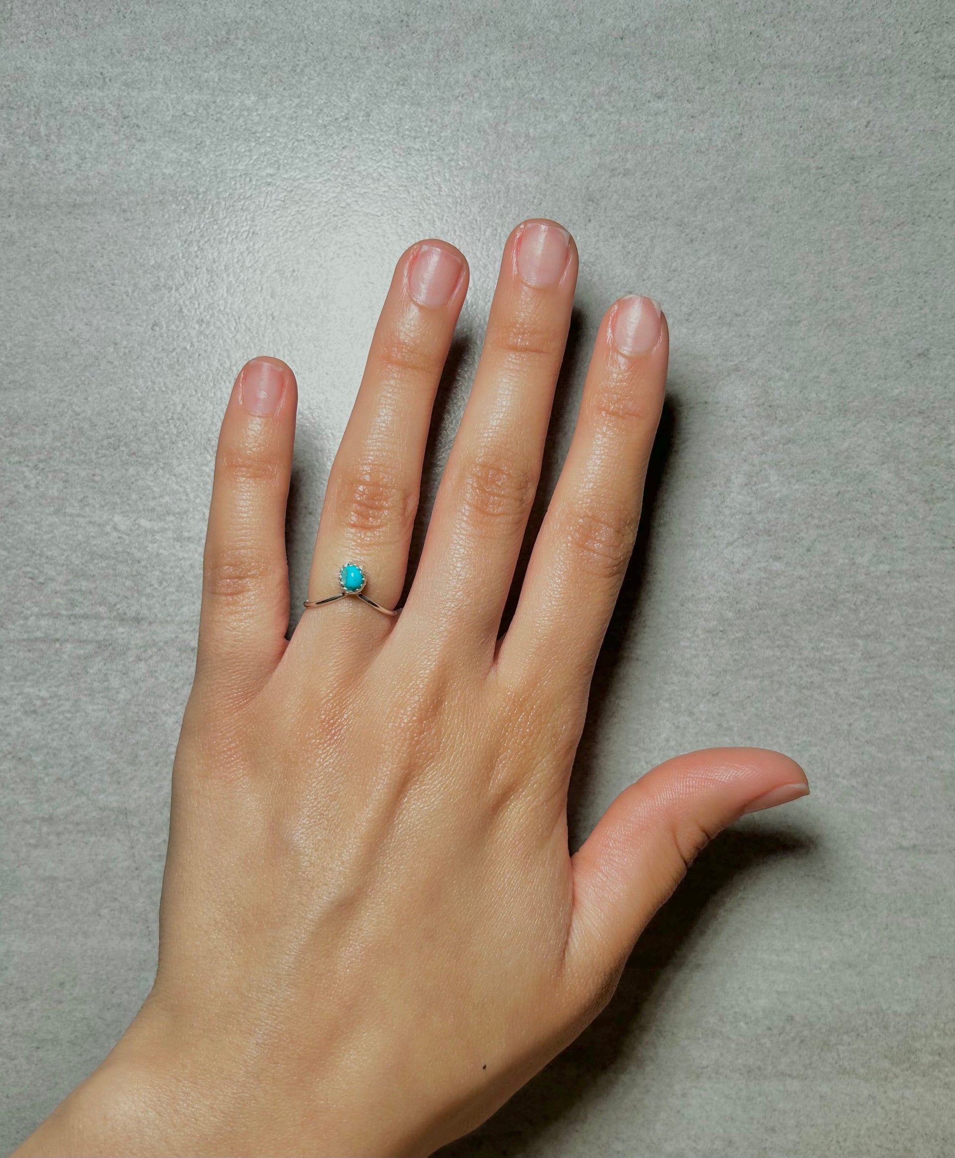 Navajo Made Kingman Turquoise & Sterling Silver Ring Size 4.5