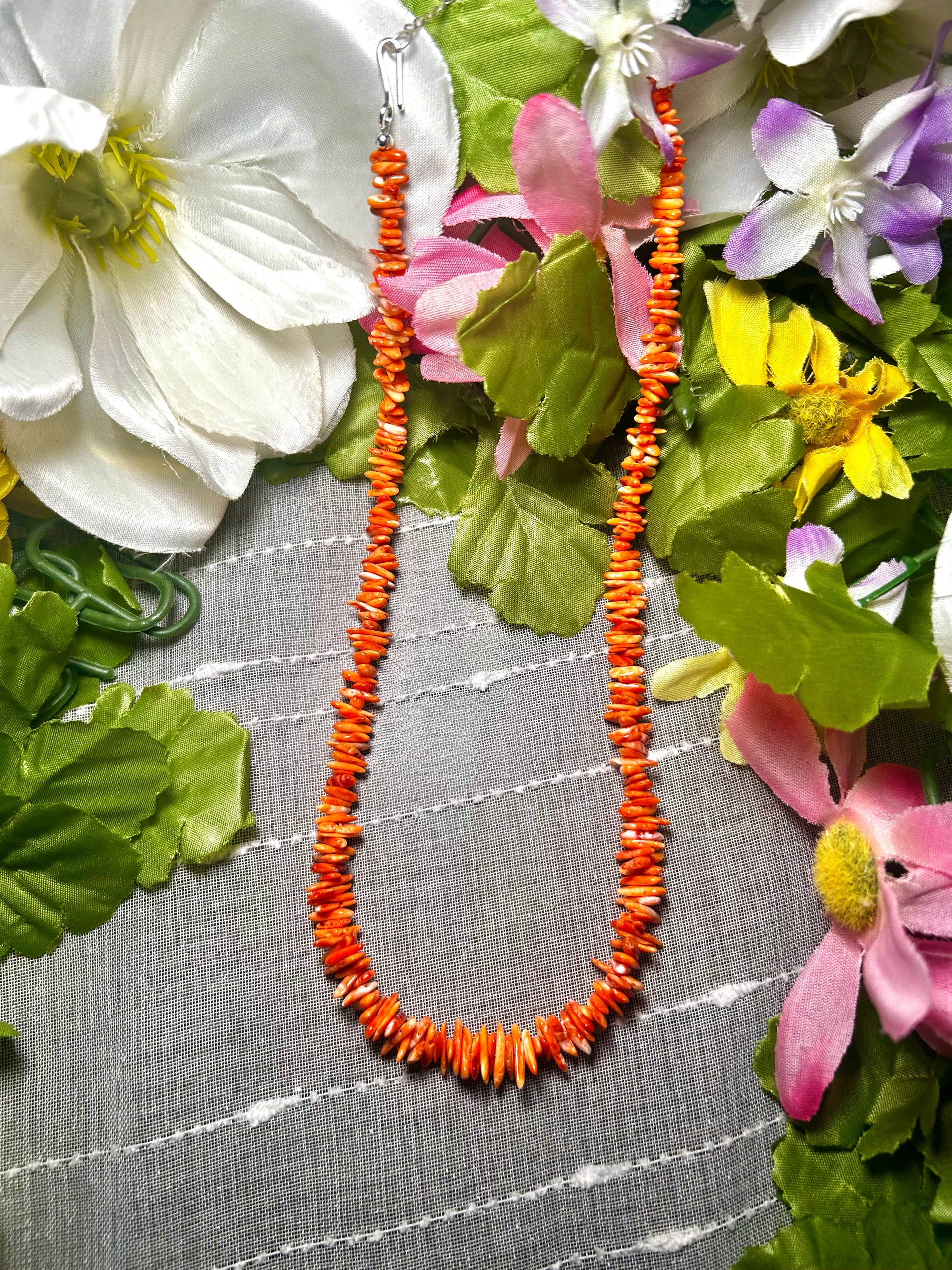 Navajo Made Strung Spiny Oyster Necklace