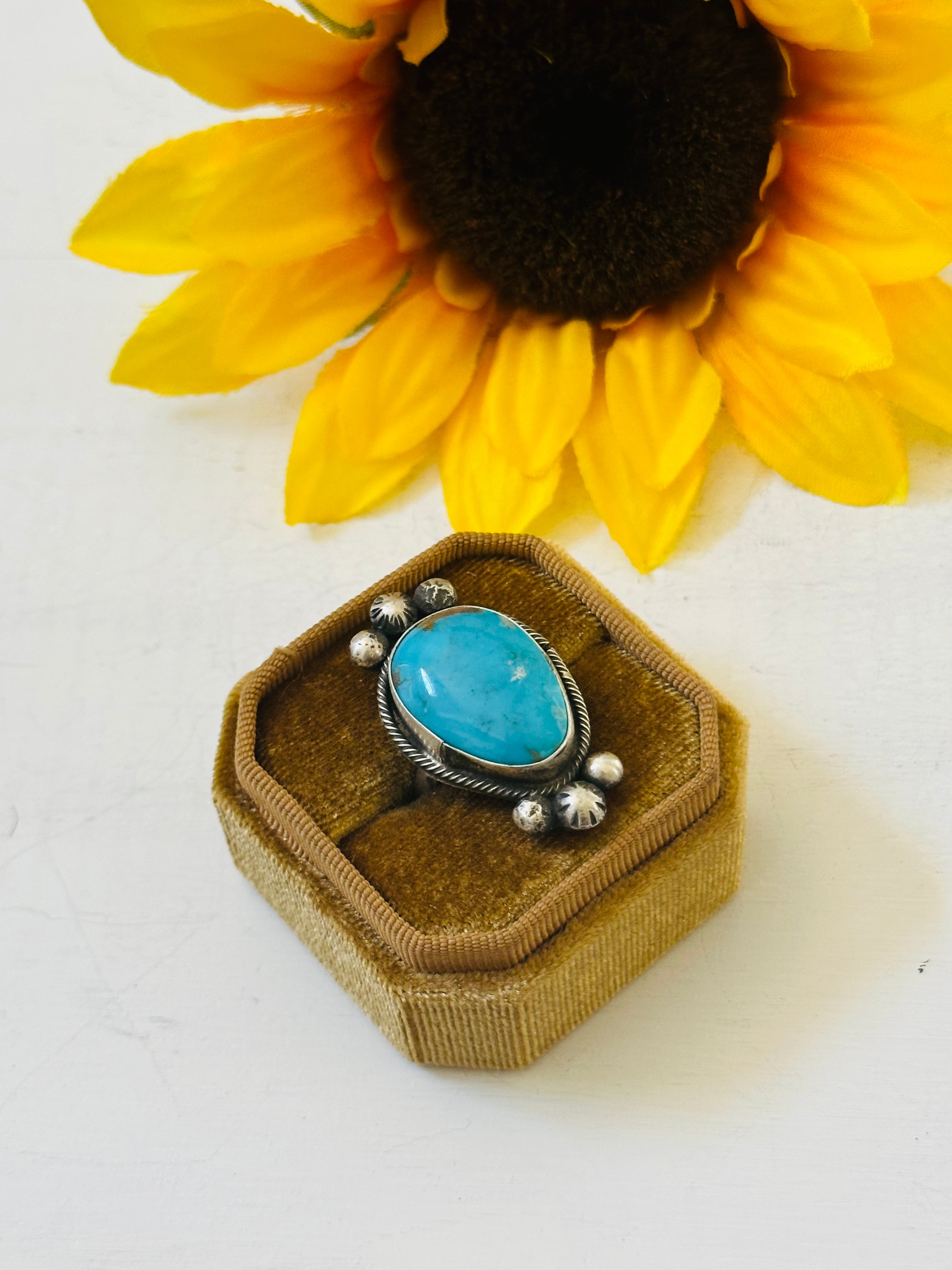 Navajo Made Kingman Turquoise & Sterling Silver Ring Size 6.75