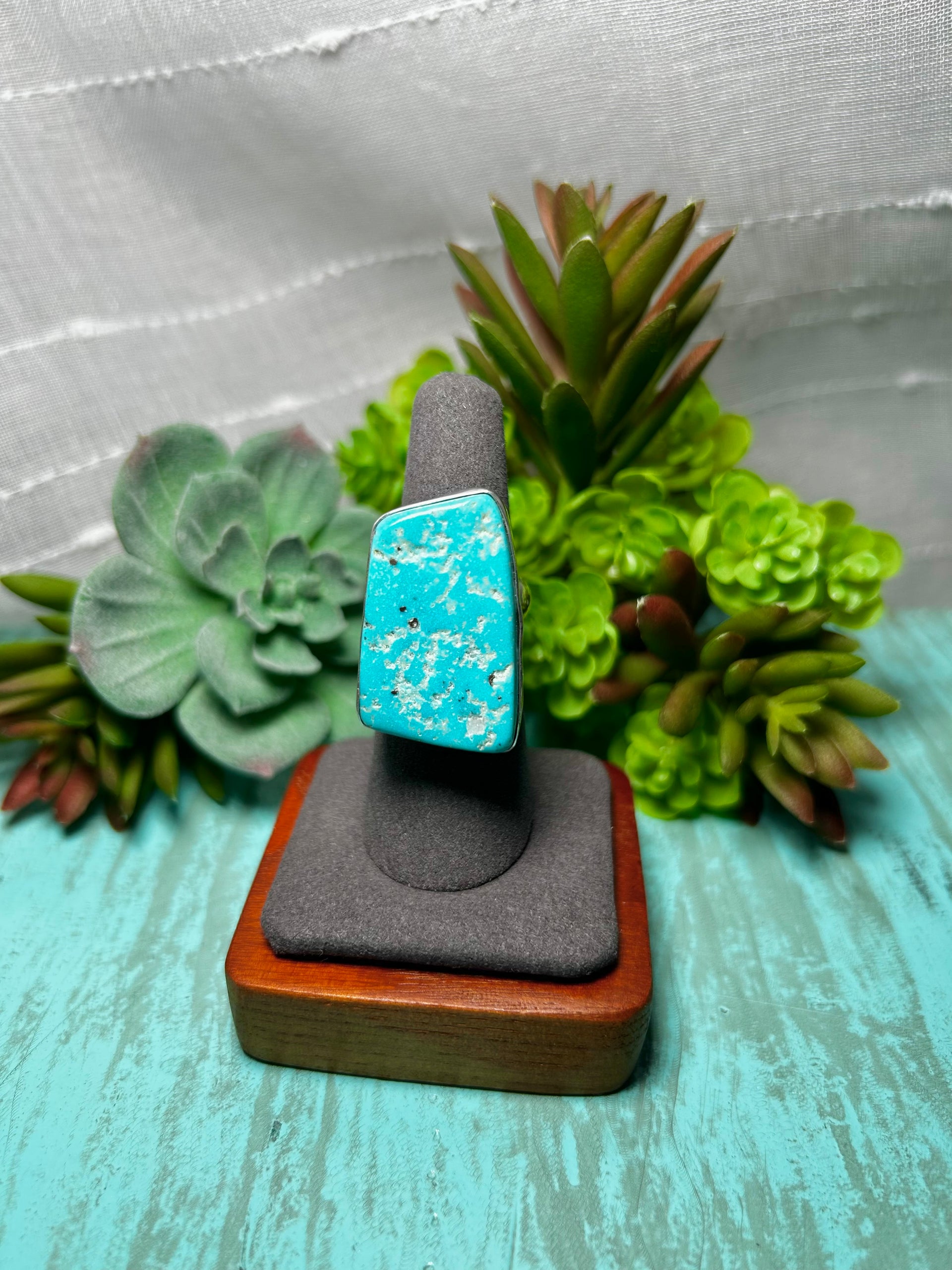 Navajo Made Kingman Turquoise & Sterling Sliver  Ring Size 6.75