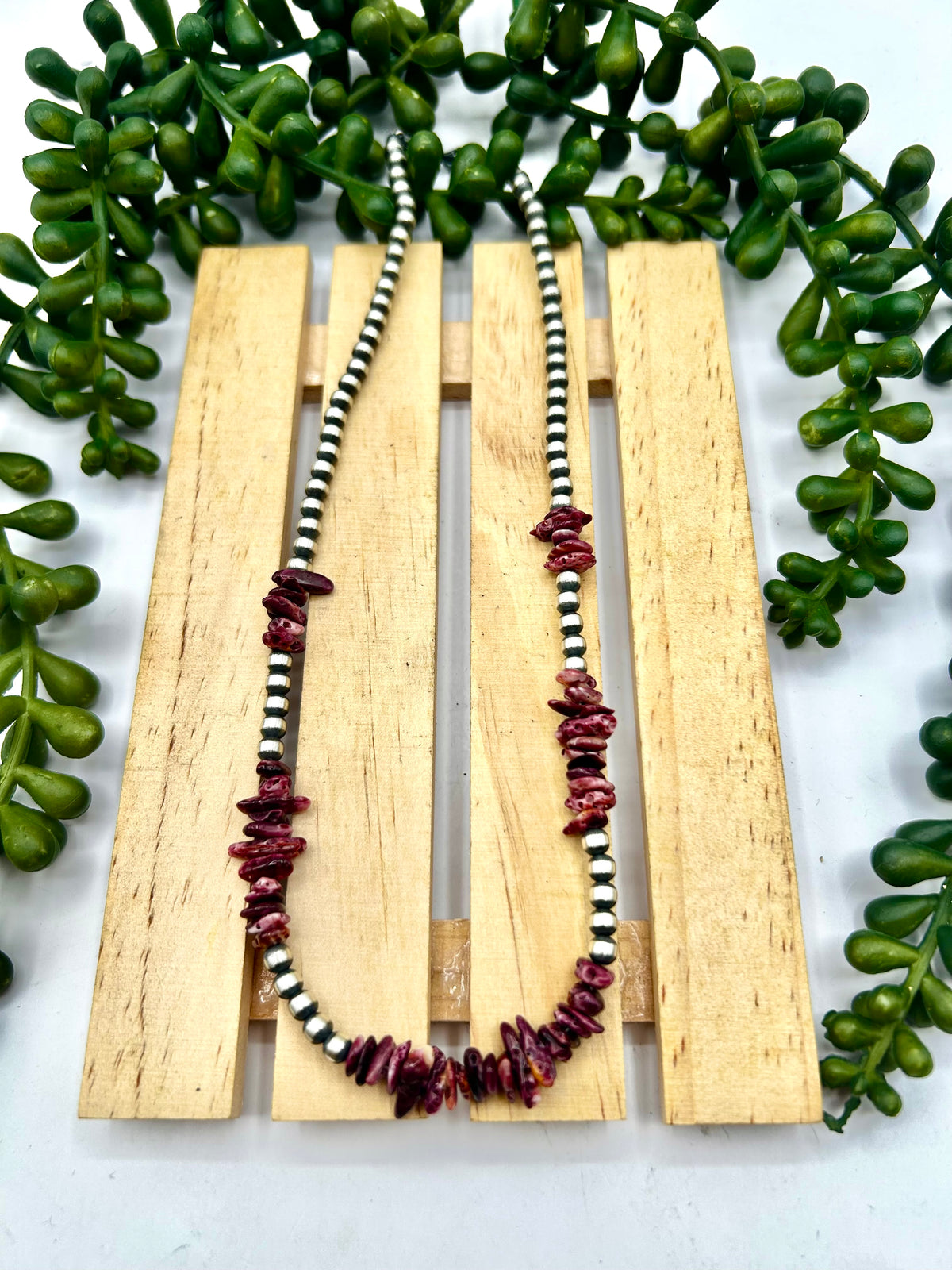 Navajo Made Strung Purple Spiny Oyster & Sterling Silver Necklace