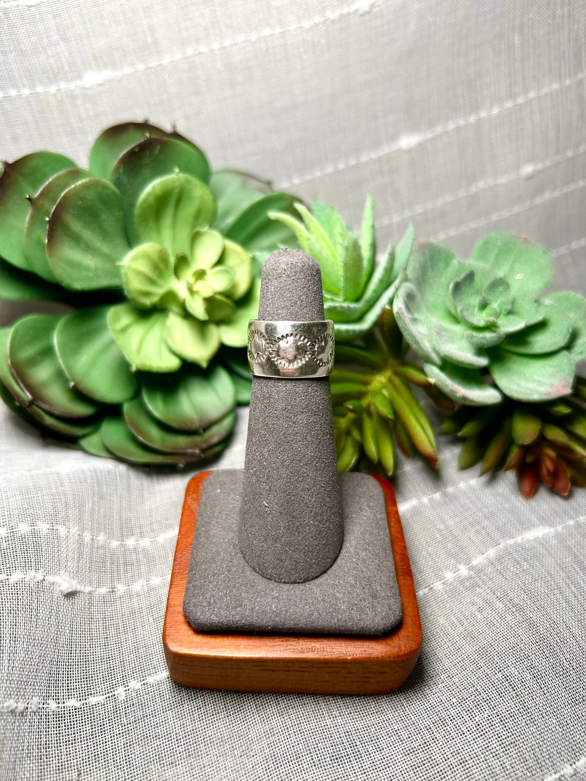 Navajo Made Sterling Silver Ring Size 4.5