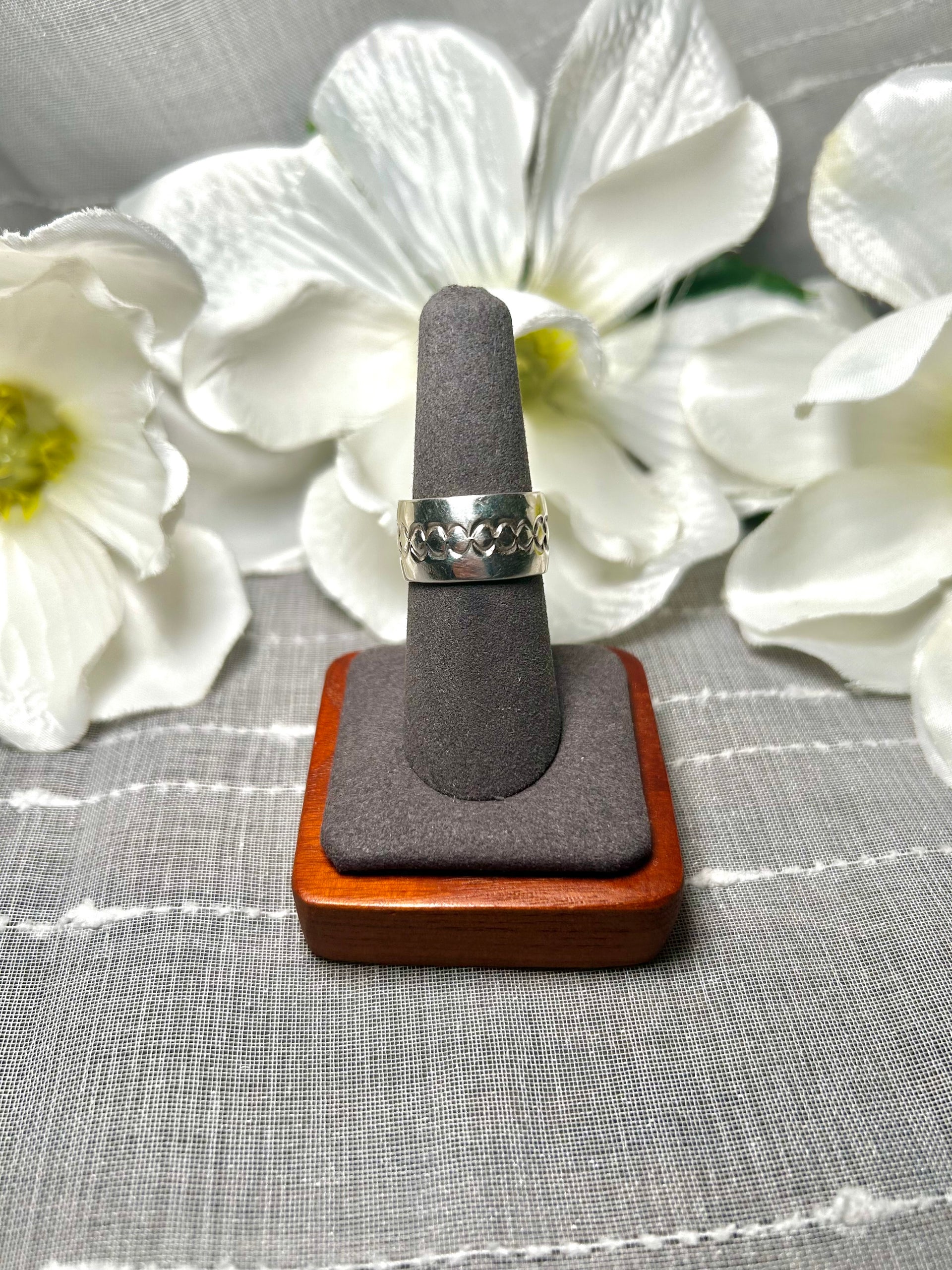 Navajo Sterling Silver Ring Size 7.5