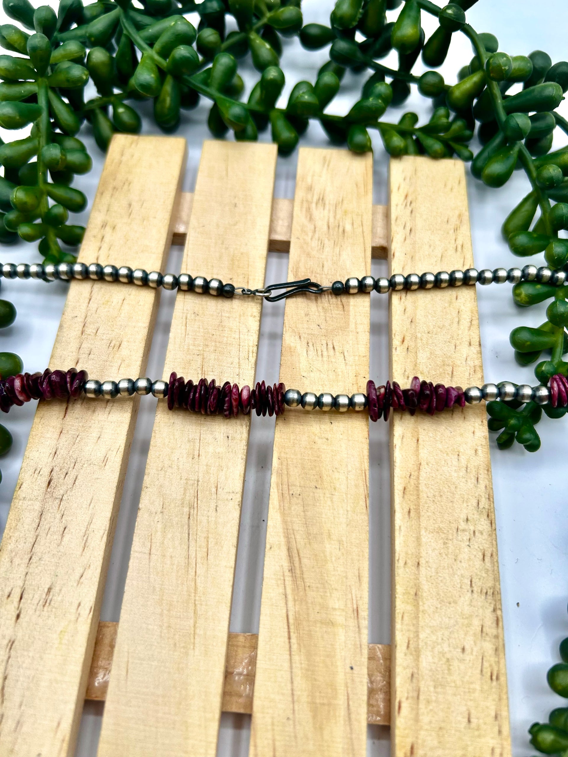 Navajo Made Strung Purple Spiny Oyster & Sterling Silver Necklace