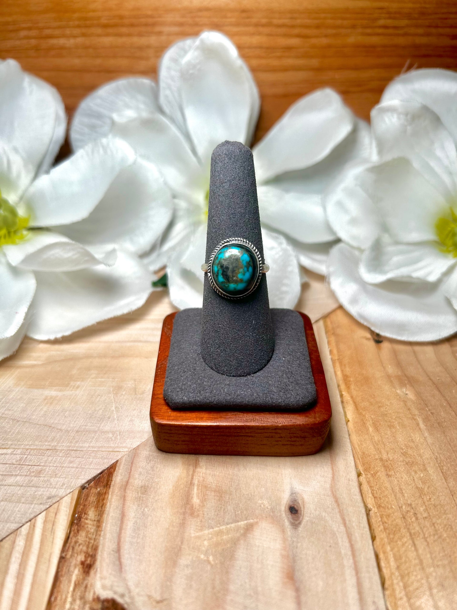 Navajo Made Blue Moon Turquoise & Sterling Silver Ring Size 7.75