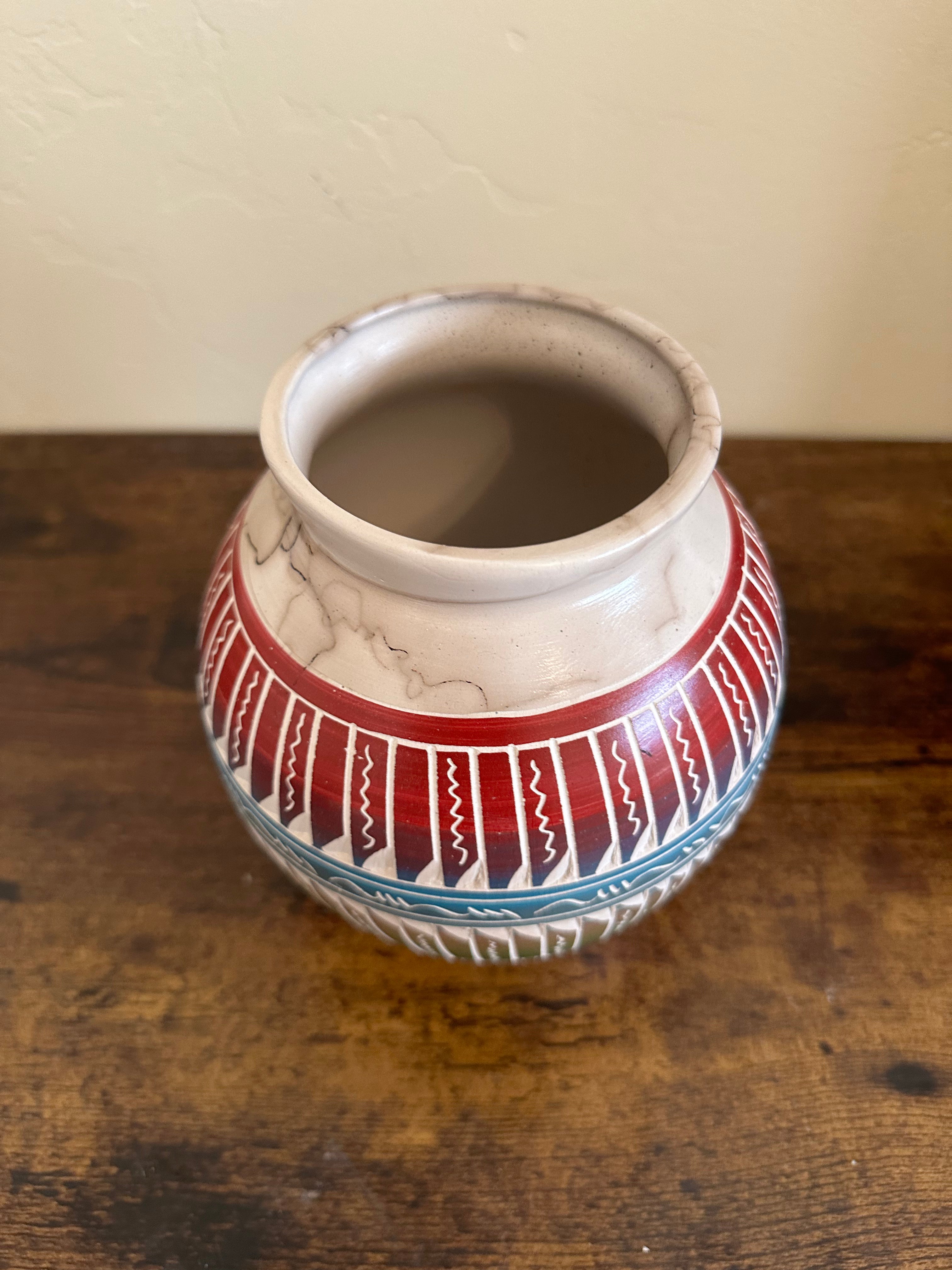 Ariel Benally Navajo Made Pottery