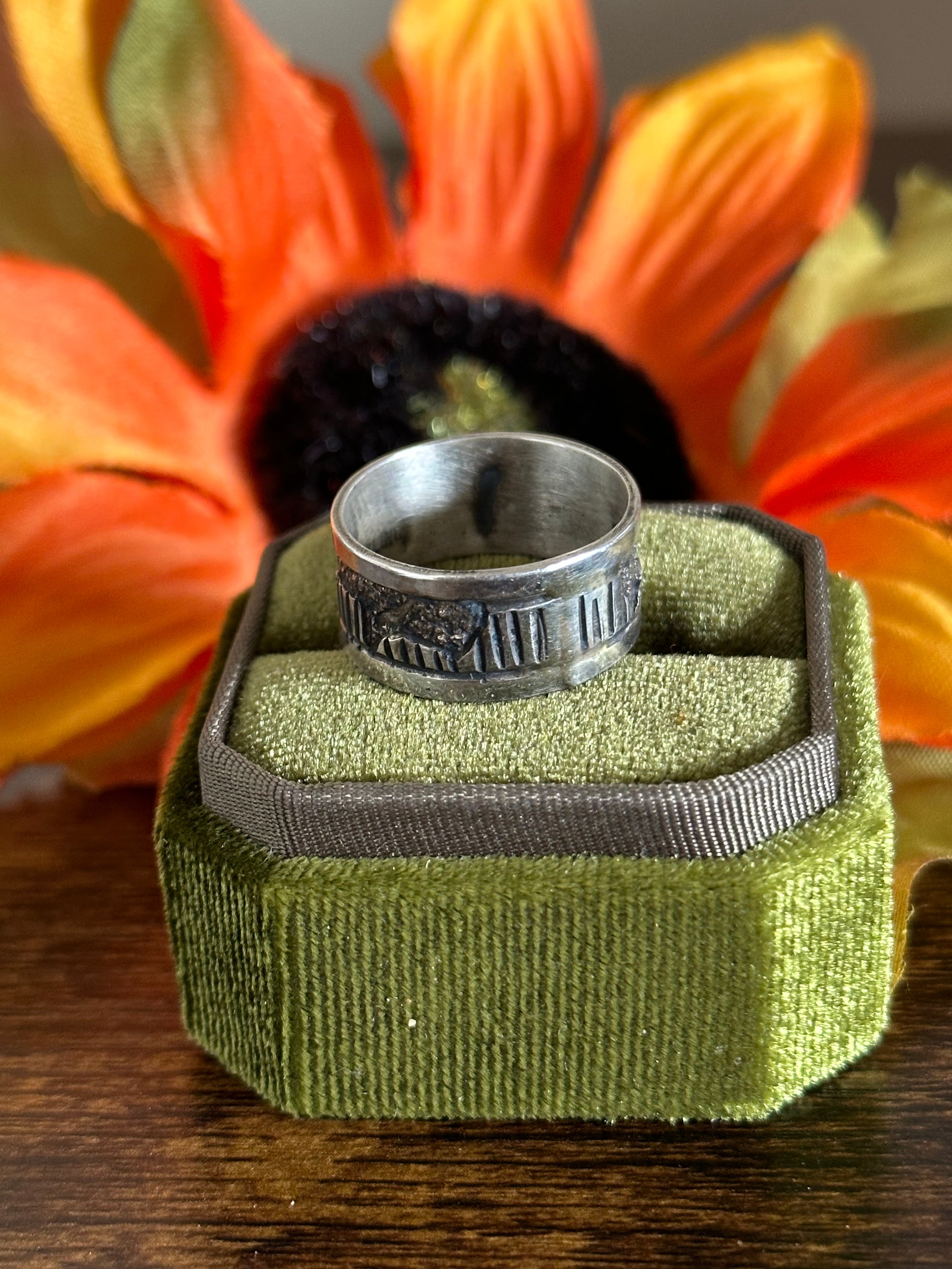 Elaine Becenti Sterling Silver Ring Size 9.5