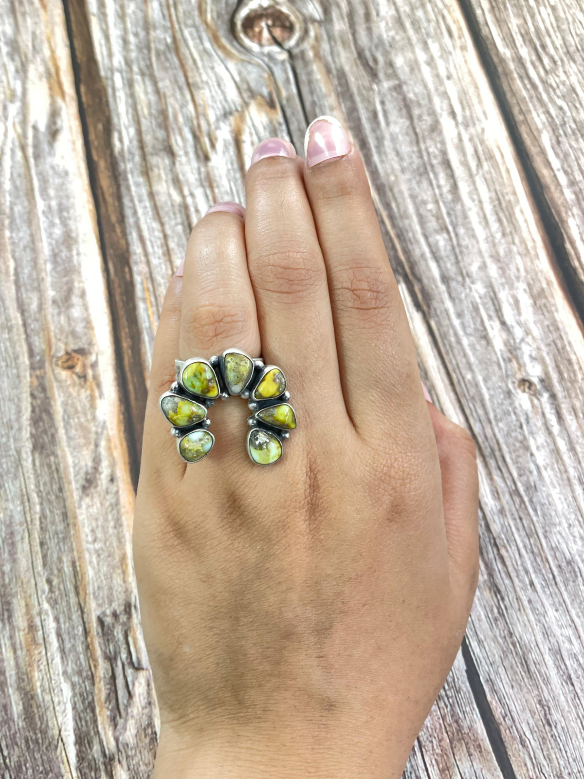 Naja Rind Southwest Made Palomino & Sterling Silver Adjustable Naja Ring