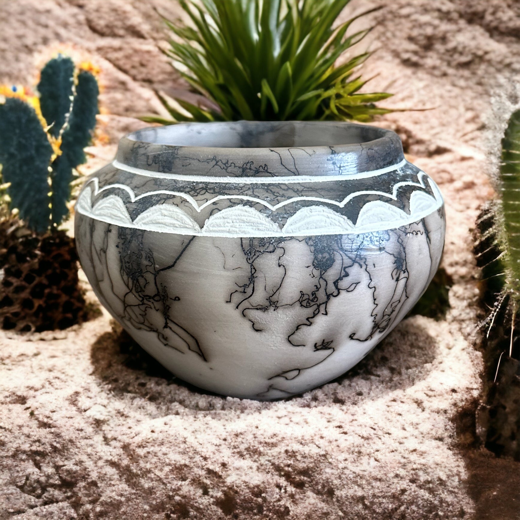 Gary Louis Acoma Tribe Navajo Made Pottery