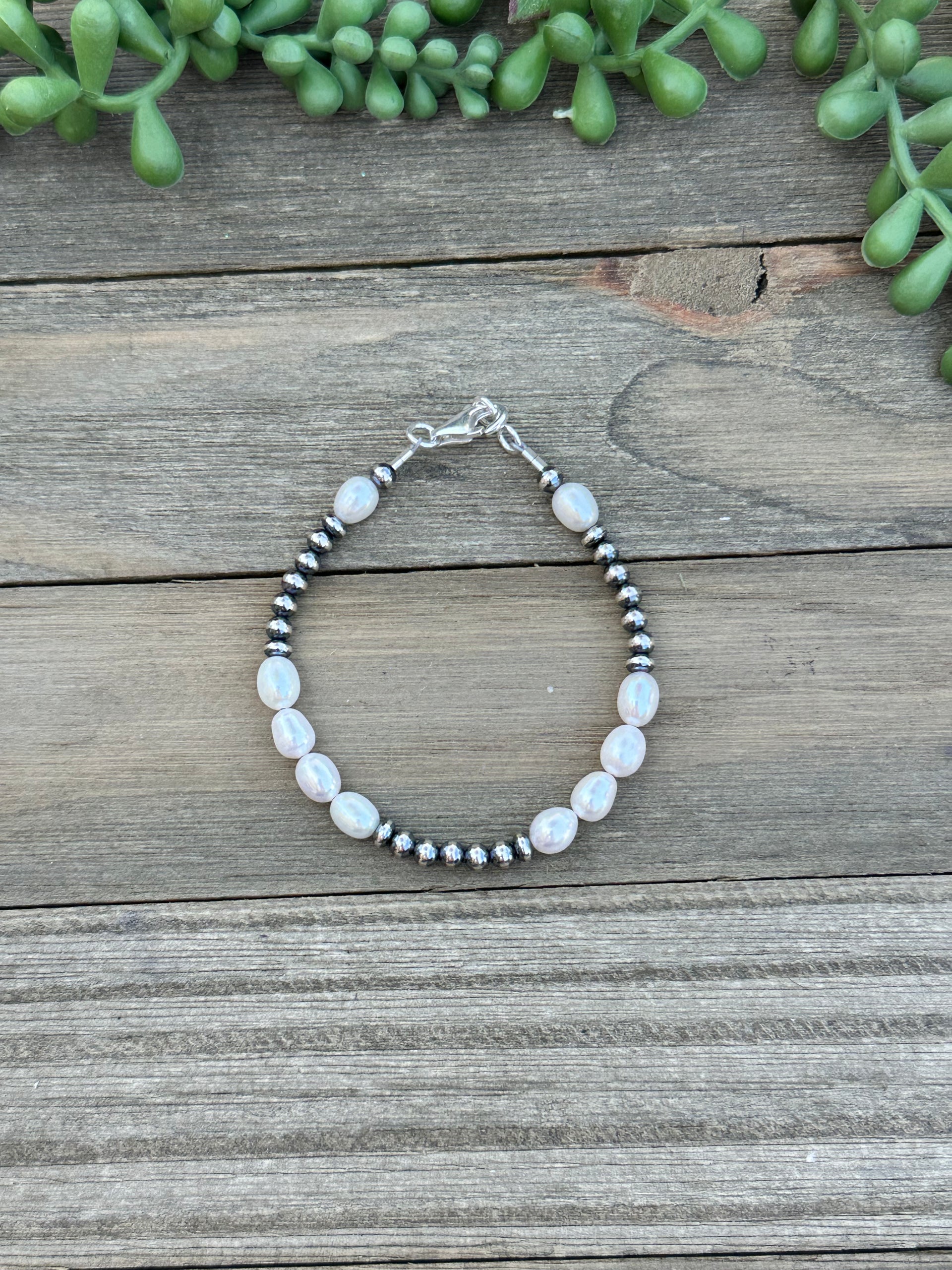 Navajo Strung Fresh Water Pearls & Sterling Silver Beaded Pearls Bracelet