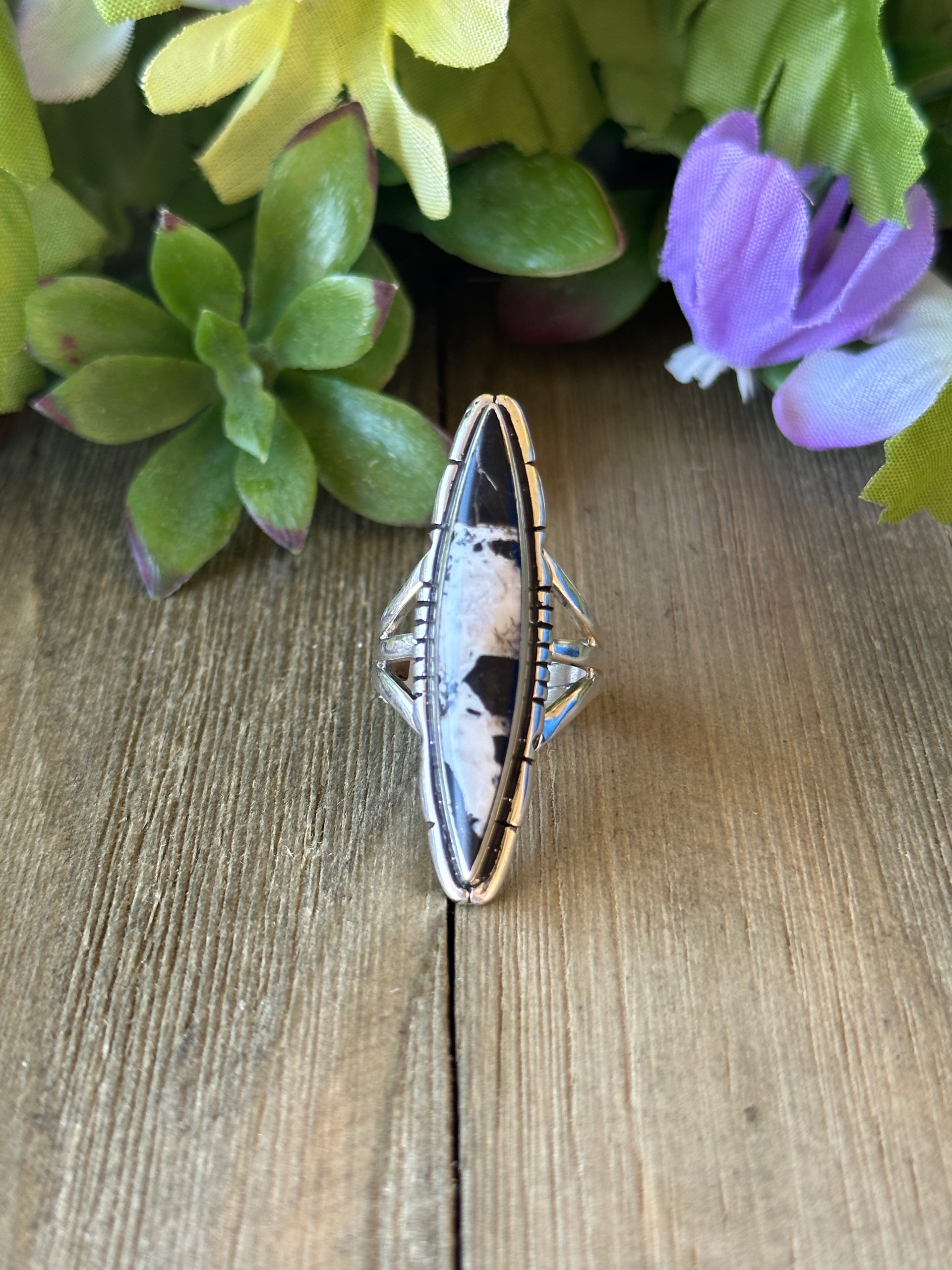 Navajo Made White Buffalo & Sterling Silver Ring Size 5.5
