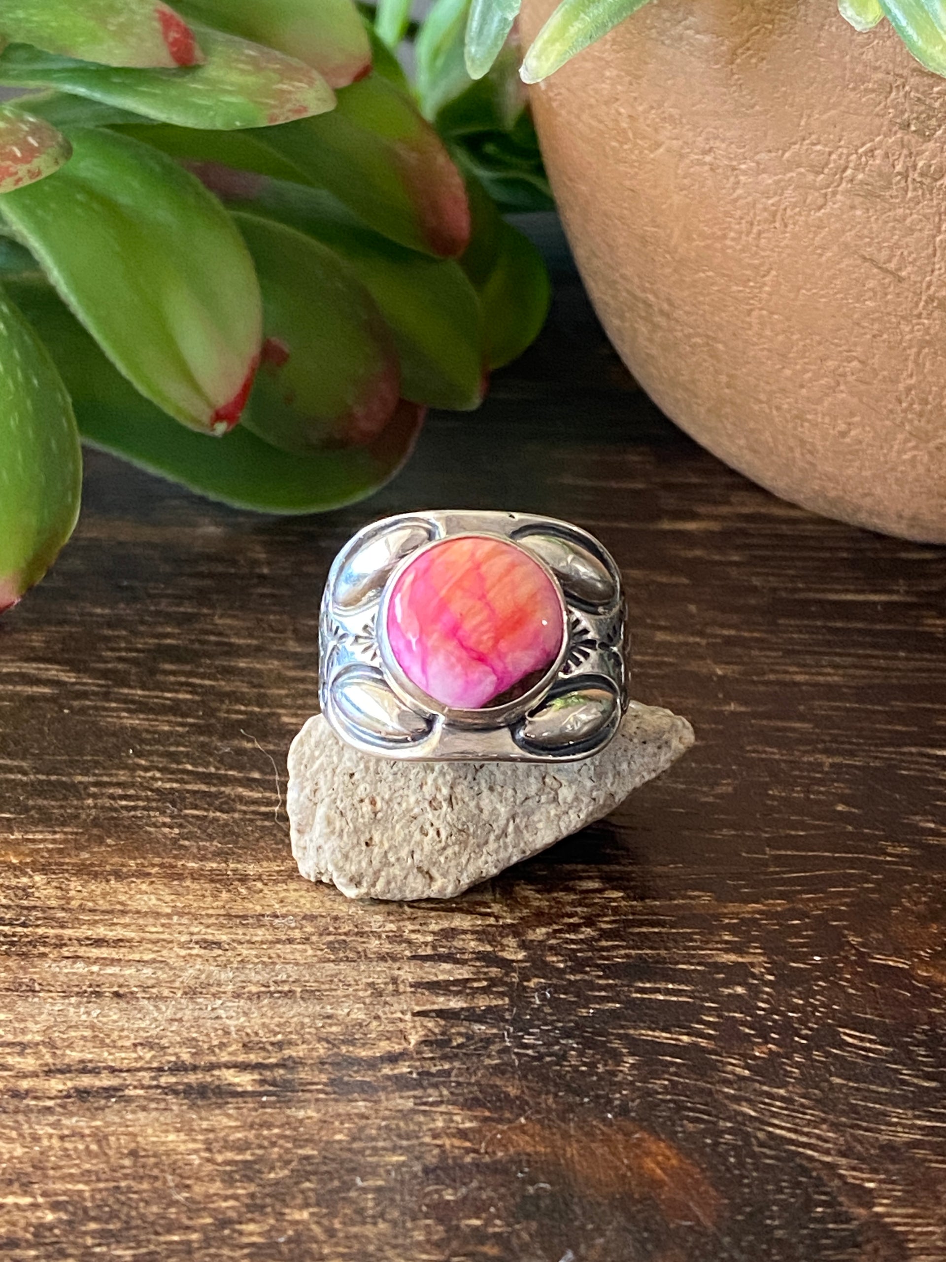 Navajo Made Pink Mohave Turquoise & Sterling Silver Ring Size 9.75