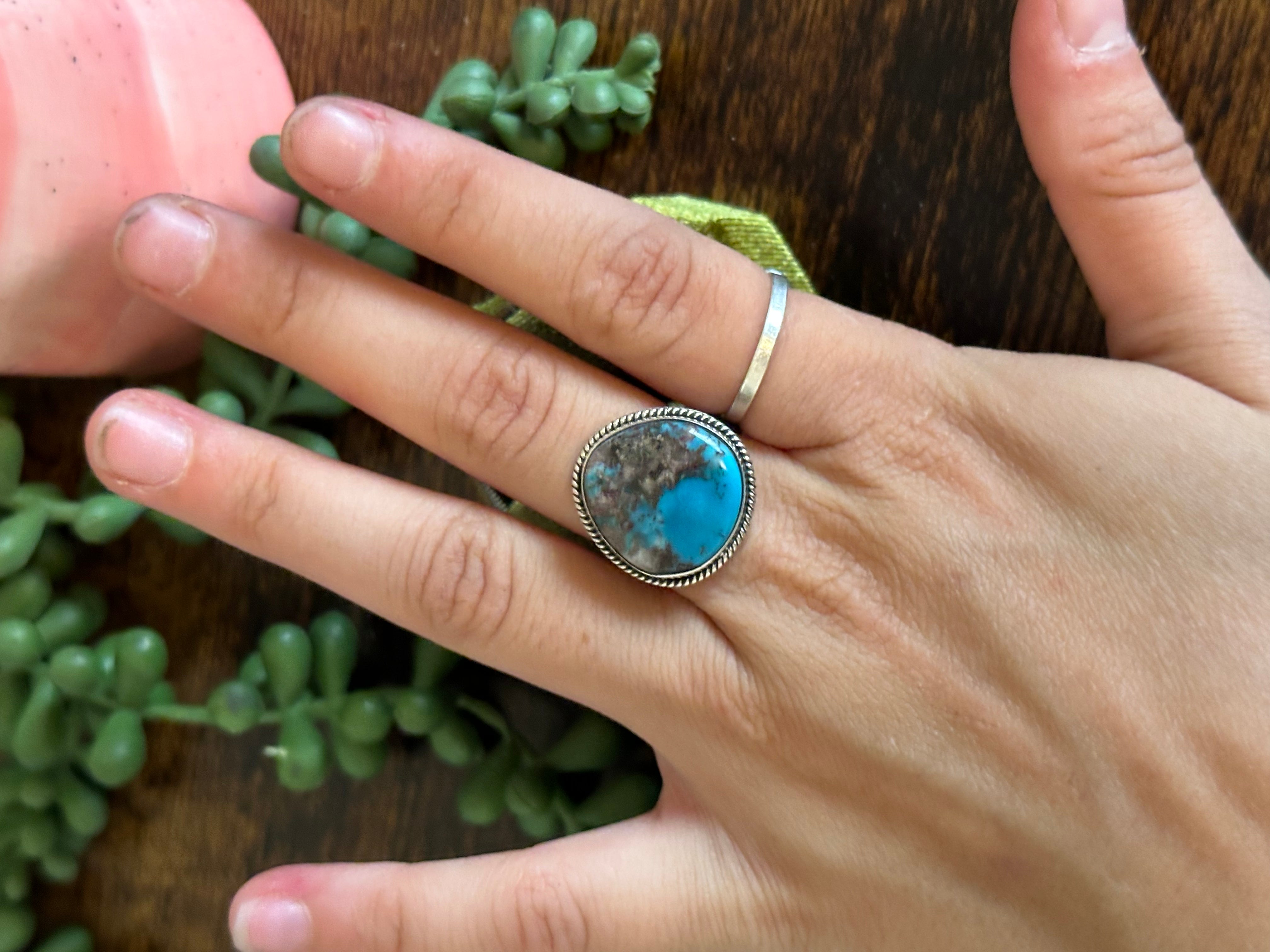 Navajo Made Kingman Turquoise & Sterling Silver Ring Size 6.75