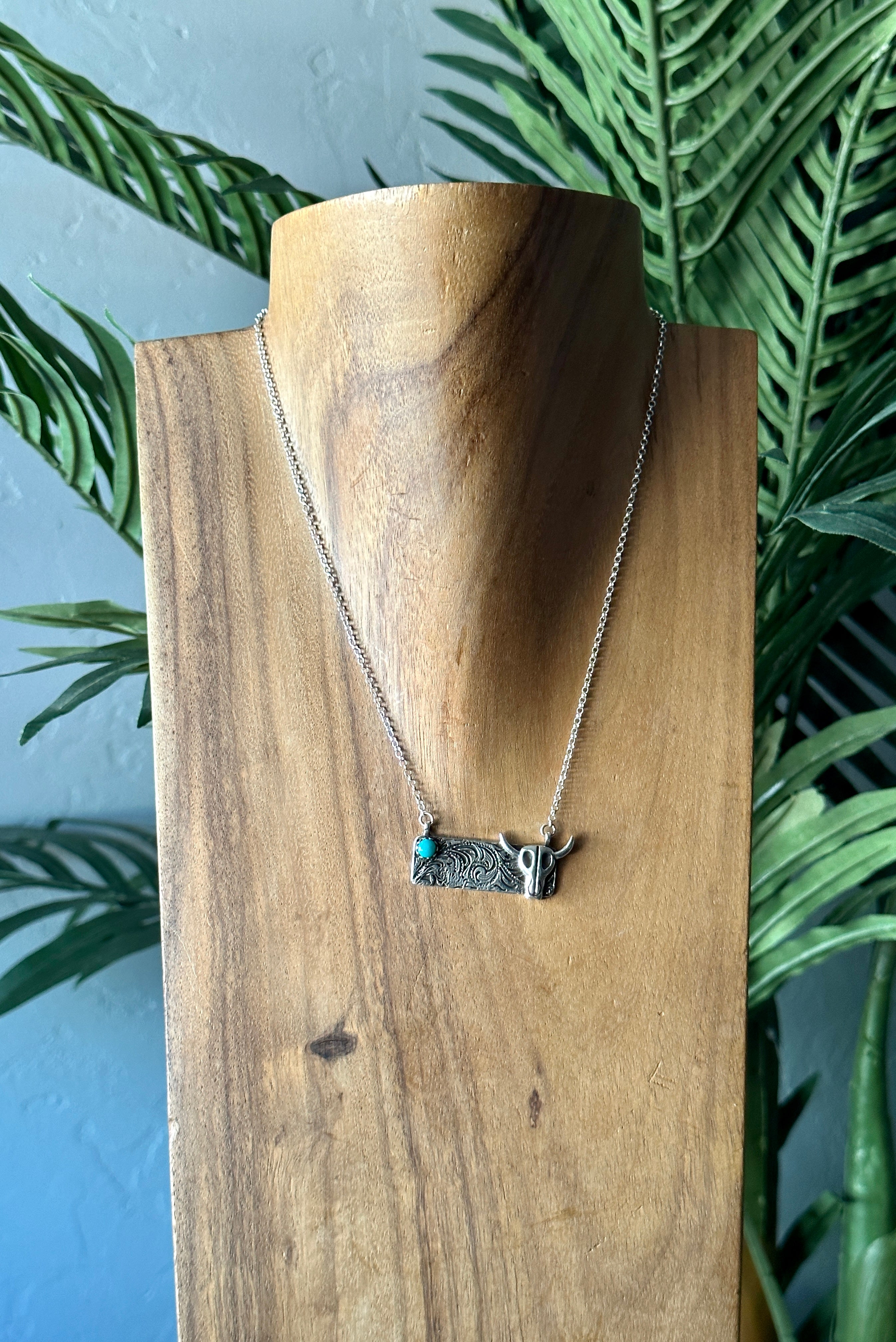 Southwest Handmade Turquoise & Sterling Silver Steer Bar Necklace