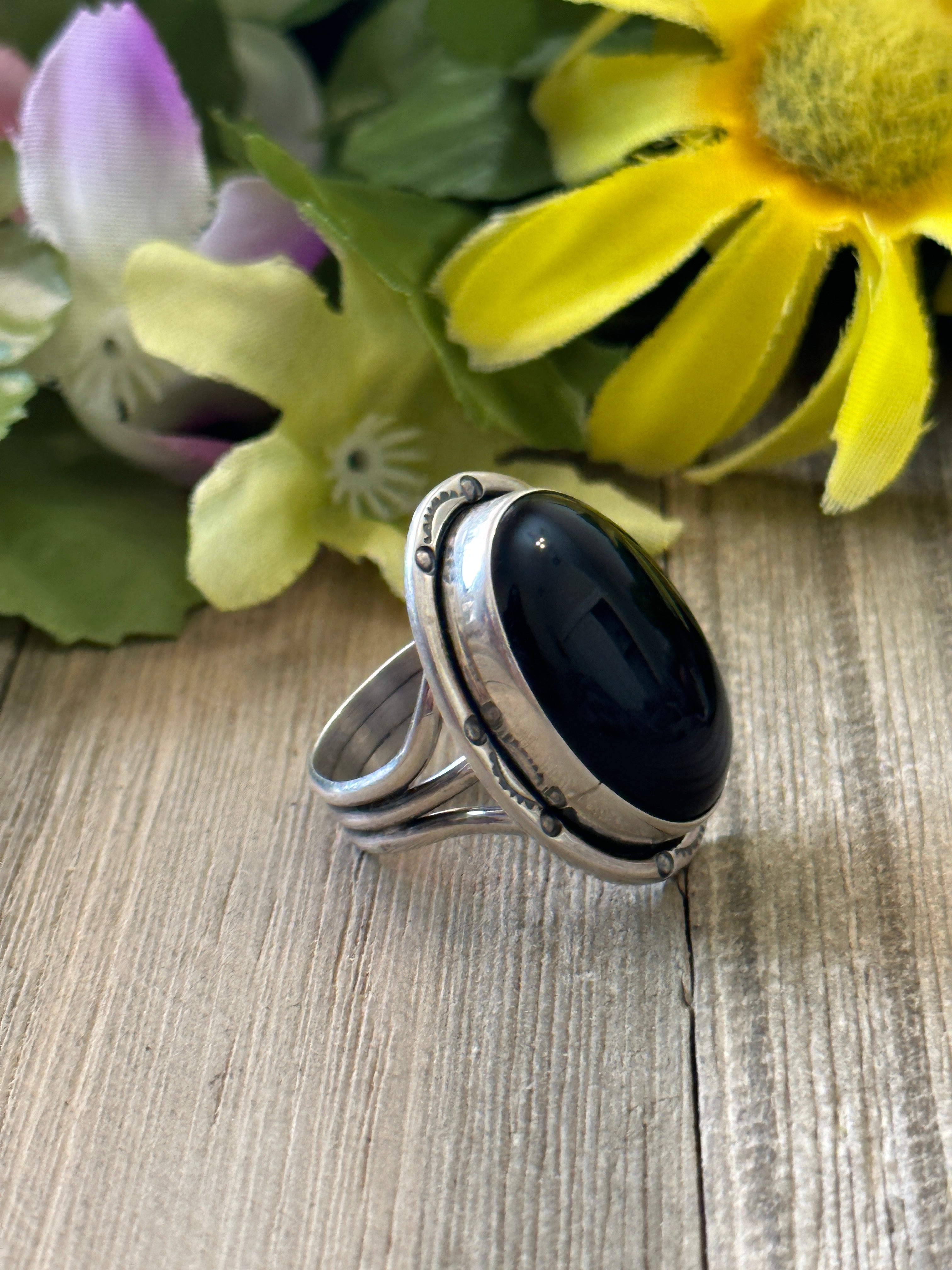 Navajo Made Onyx & Sterling Silver Ring Size 8