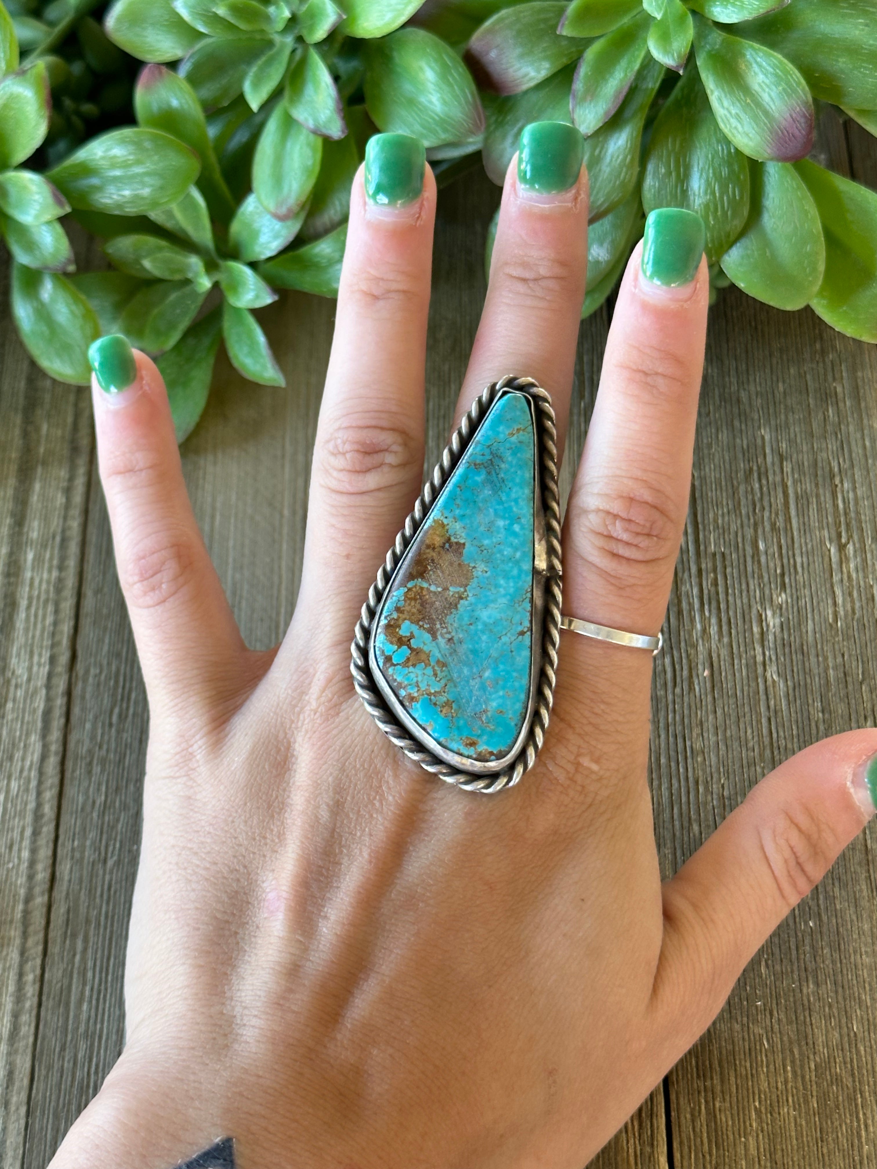 Navajo Handmade Kingman Turquoise & Sterling Silver Ring Size 8