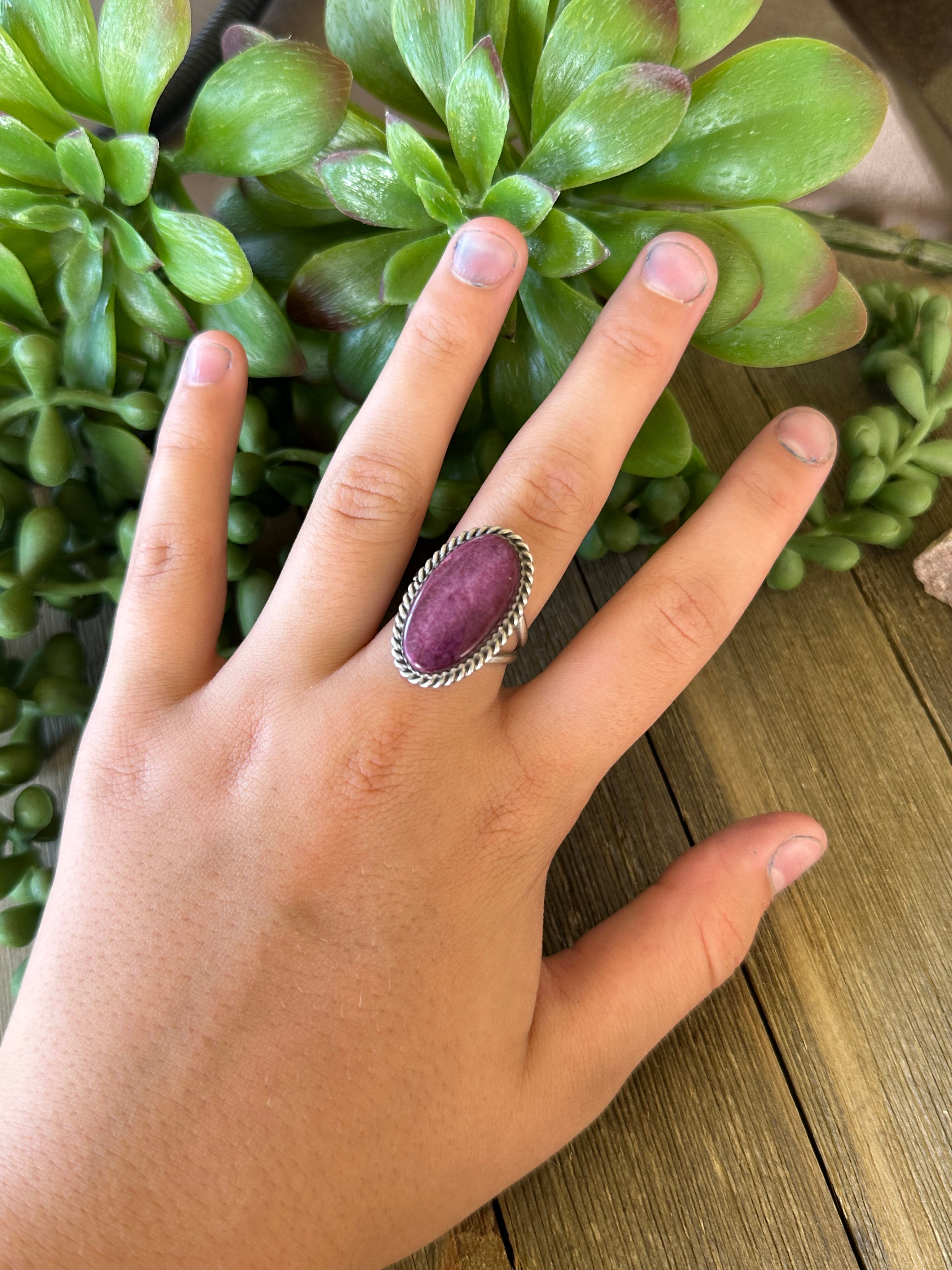 Navajo Made Purple Spiny Oyster & Sterling Silver Inlay Ring Size 7.25