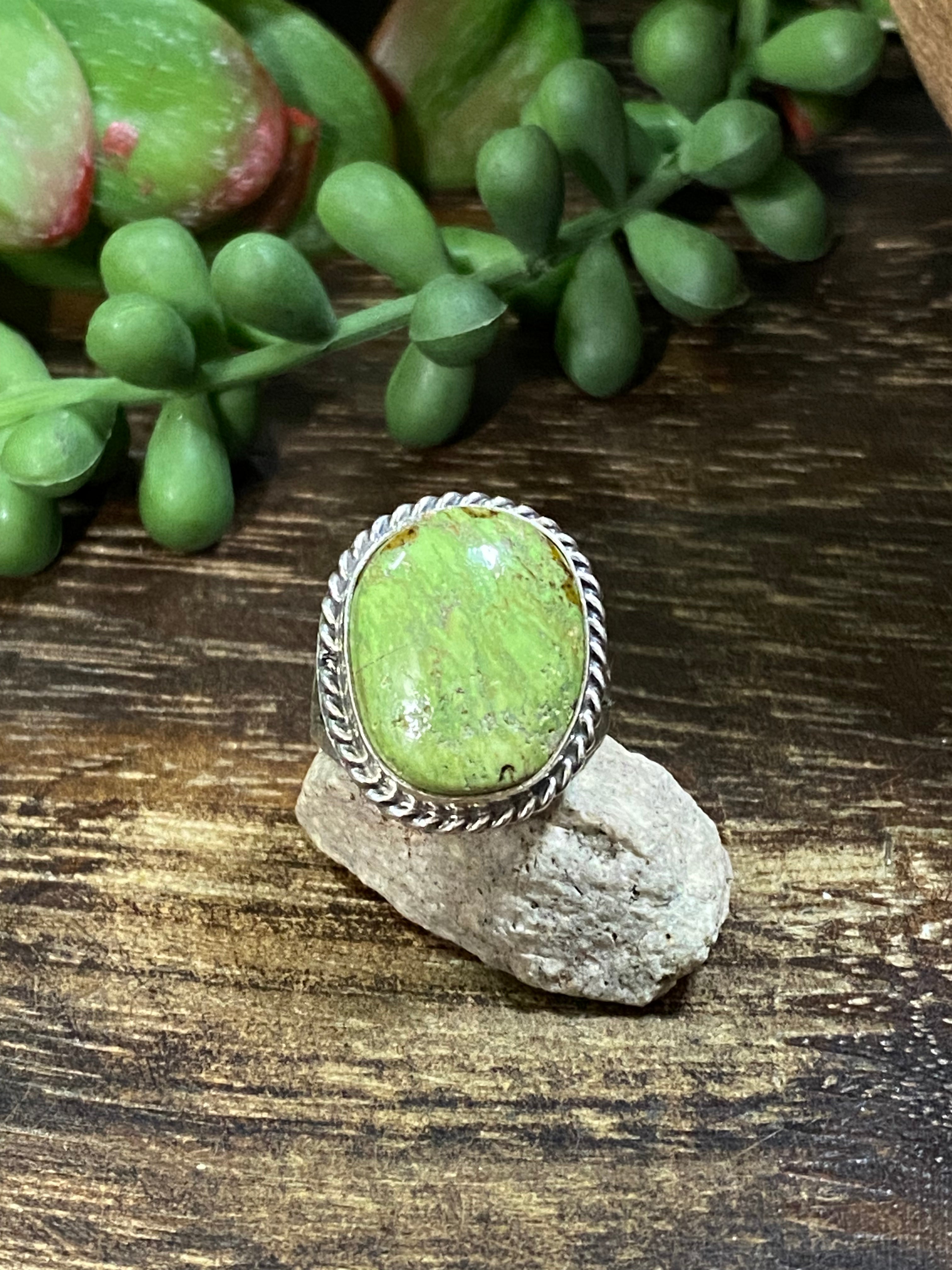 Navajo Made Gaspeite & Sterling Silver Ring Size 6.5