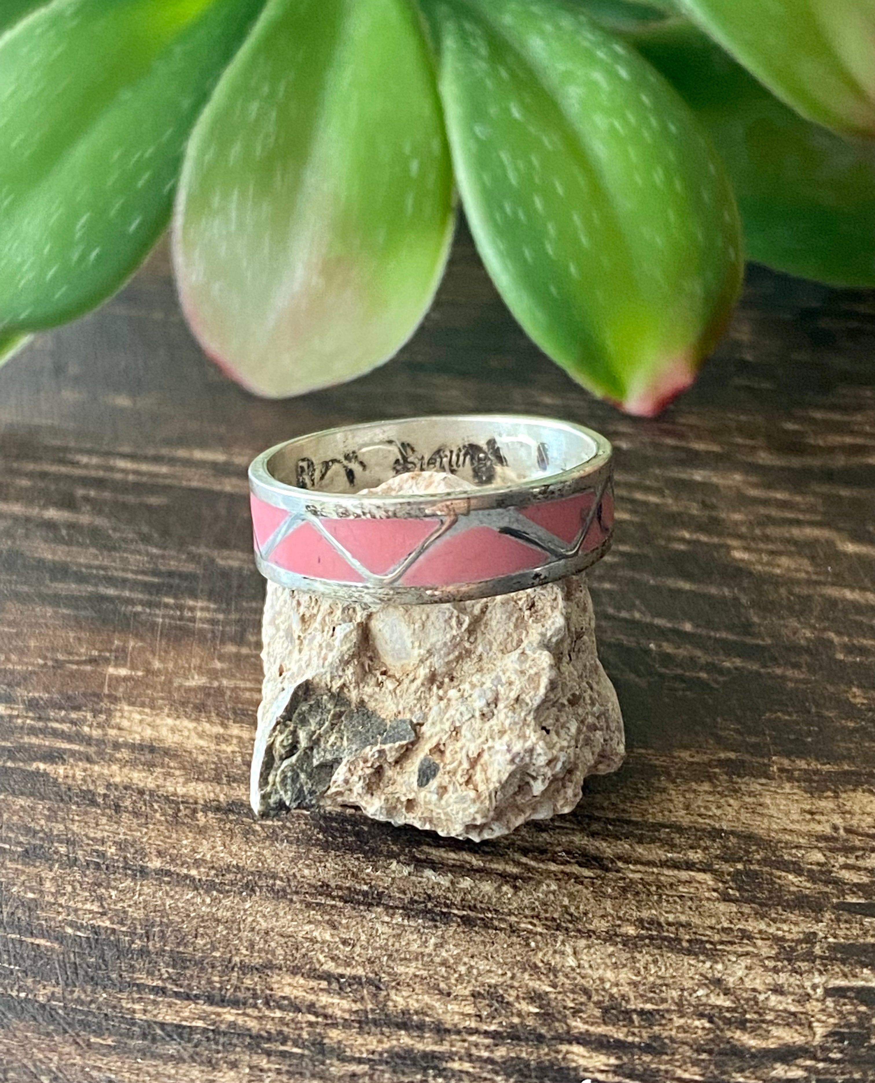 Roger Morgan Pink Coral & Sterling Silver Inlay Ring Size 11.25
