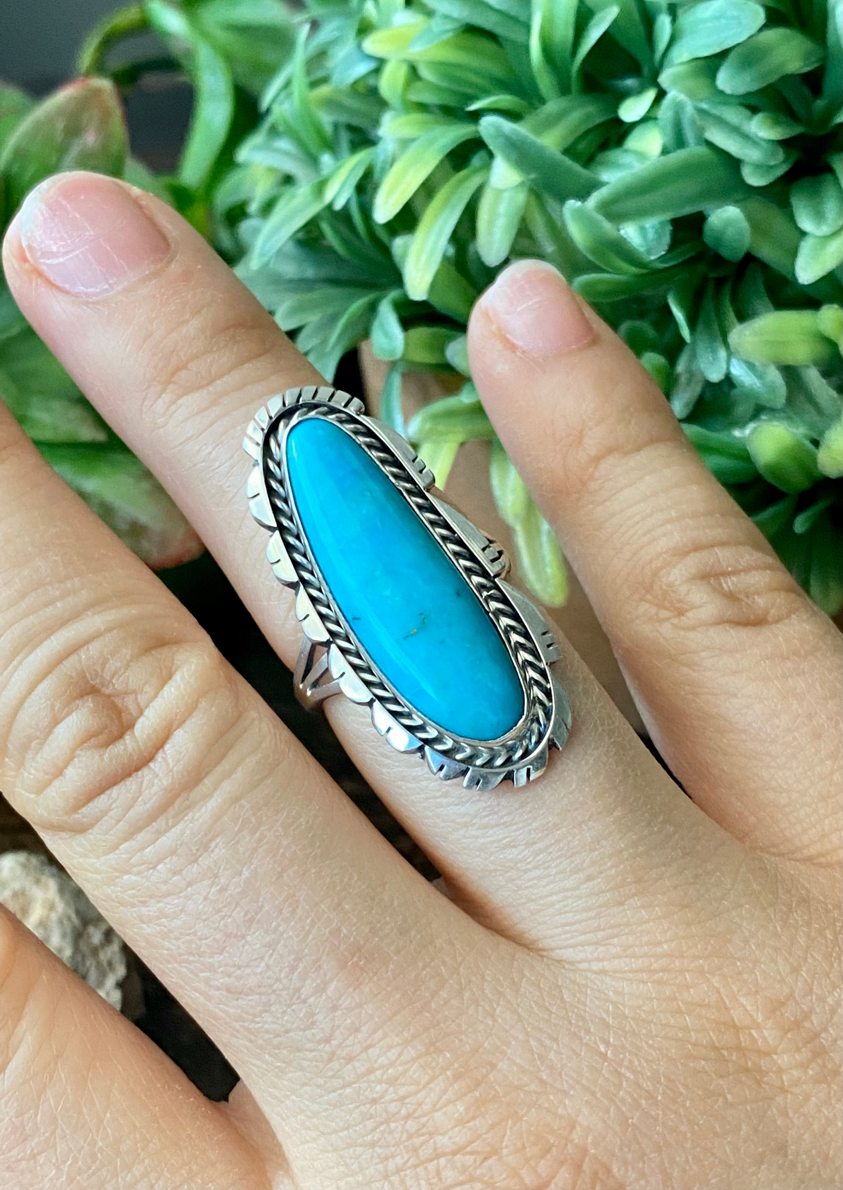 Navajo Made Kingman Turquoise & Sterling Silver Ring Size 7.75