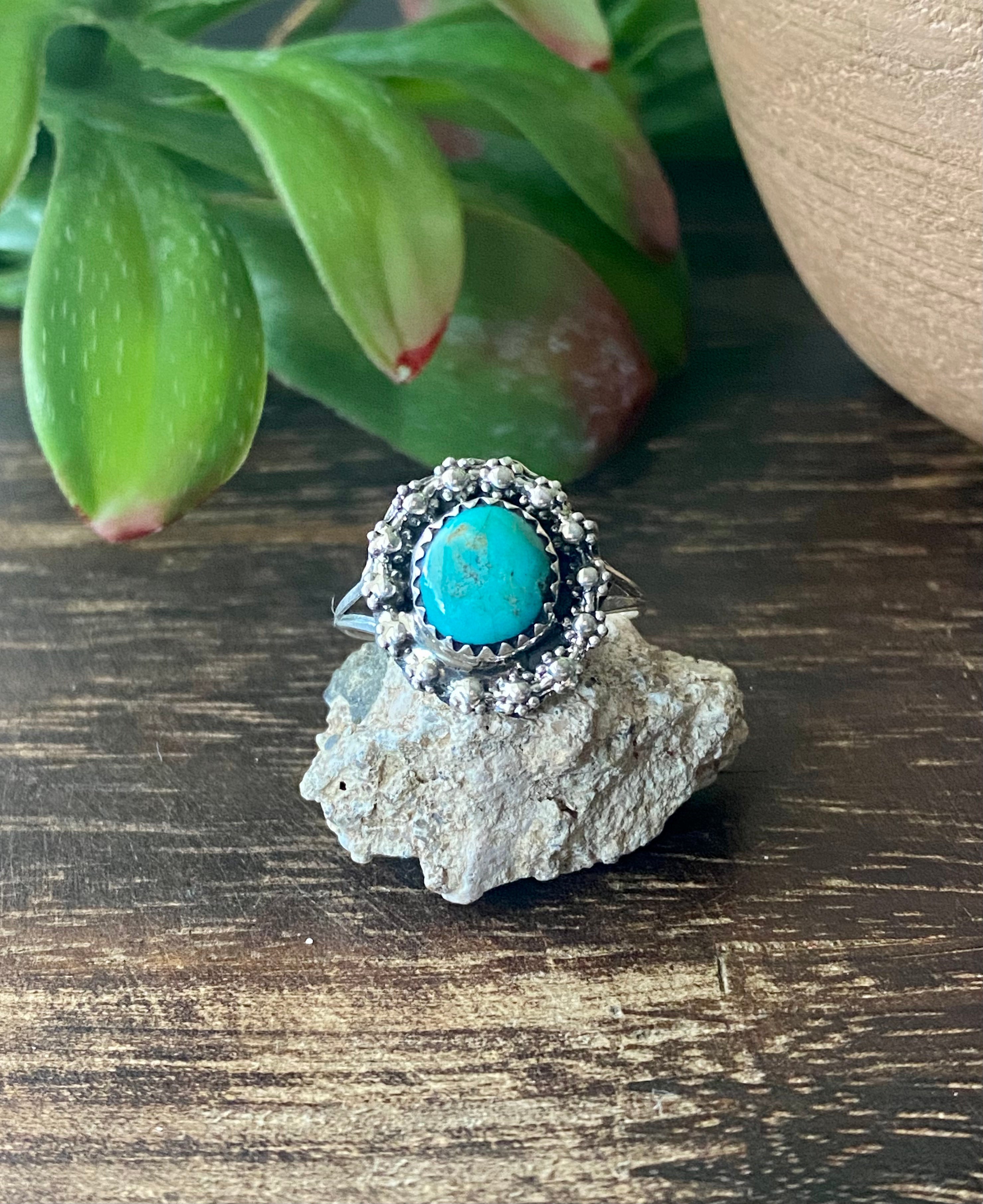 Navajo Made Kingman Turquoise & Sterling Silver Ring Size 6.75