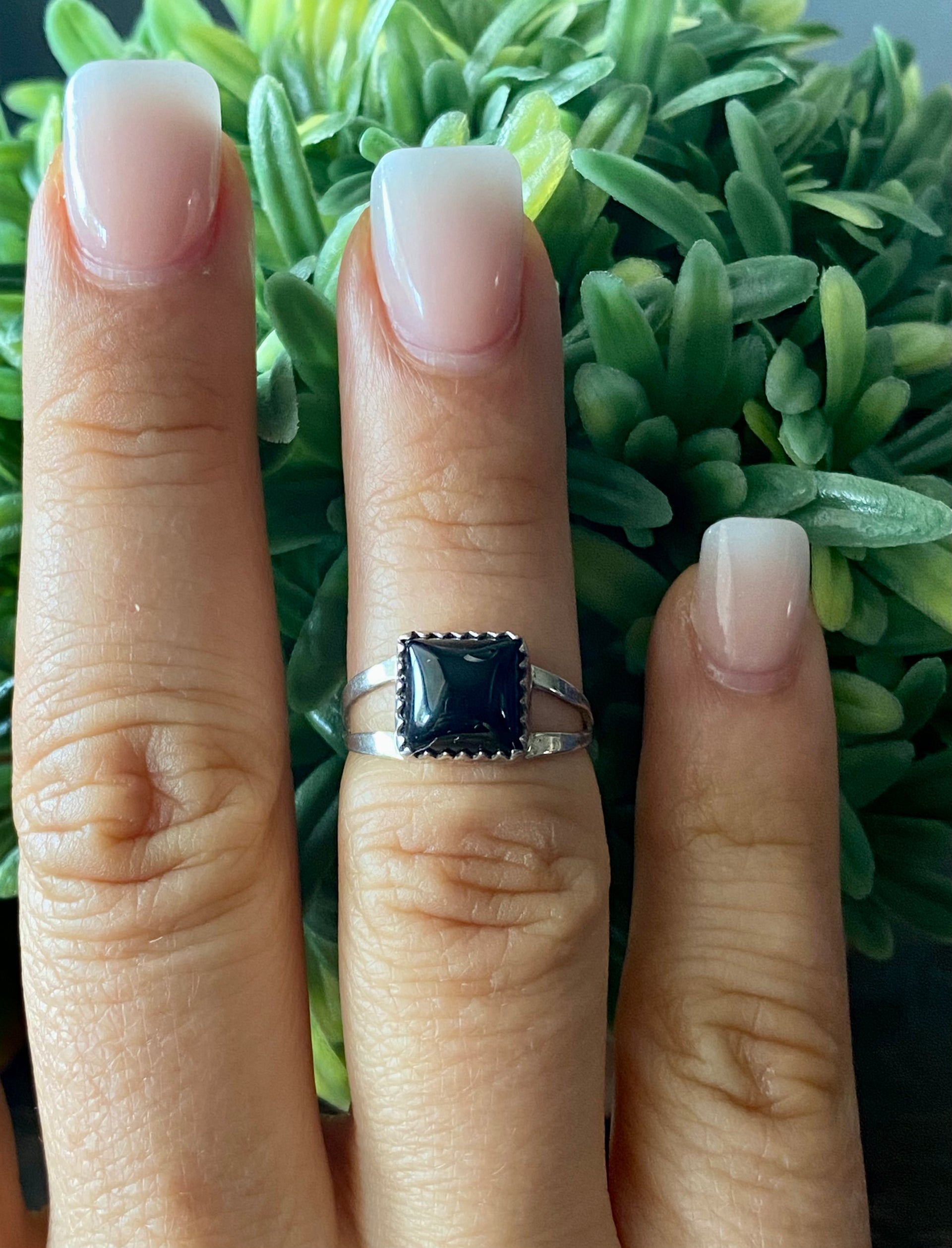 Navajo Made Onyx & Sterling Silver Ring Size 5.75