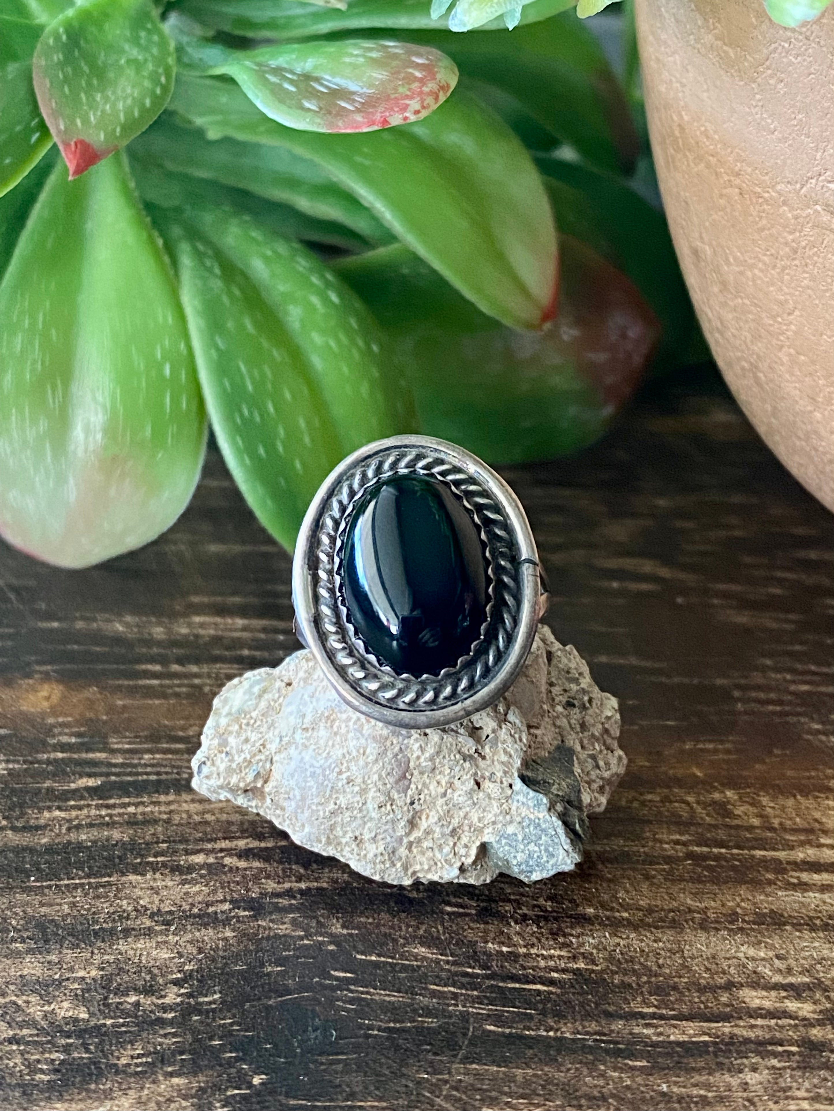 Navajo Made Onyx & Sterling Silver Ring Size 6