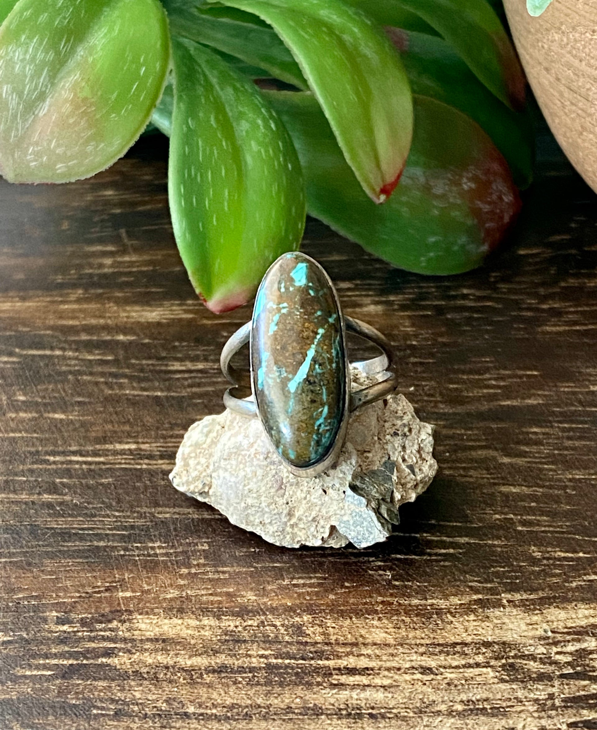 Navajo Made Kingman Turquoise & Sterling Silver Ring Size 7.25