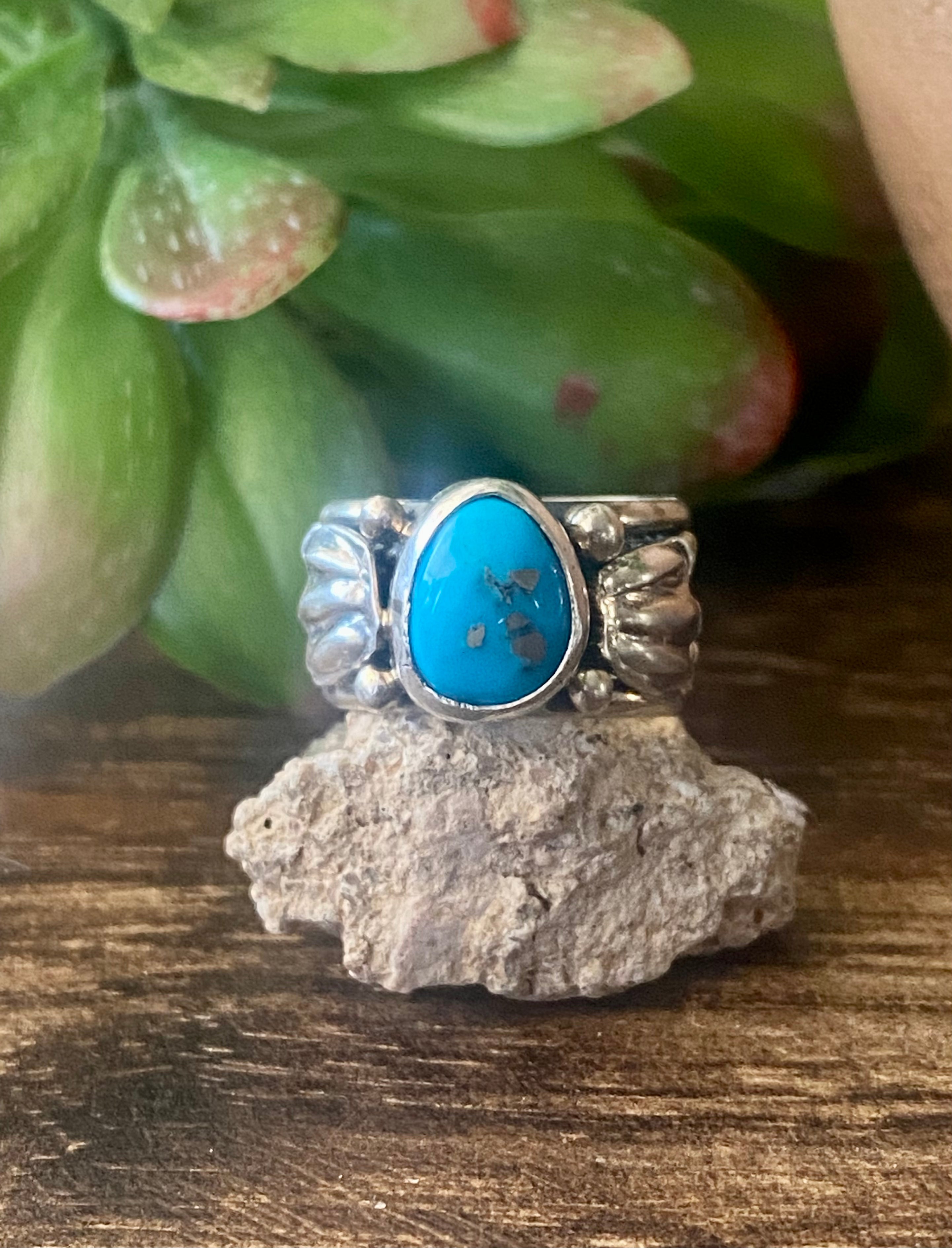 Navajo Made Kingman Turquoise & Sterling Silver Ring Size 5.5