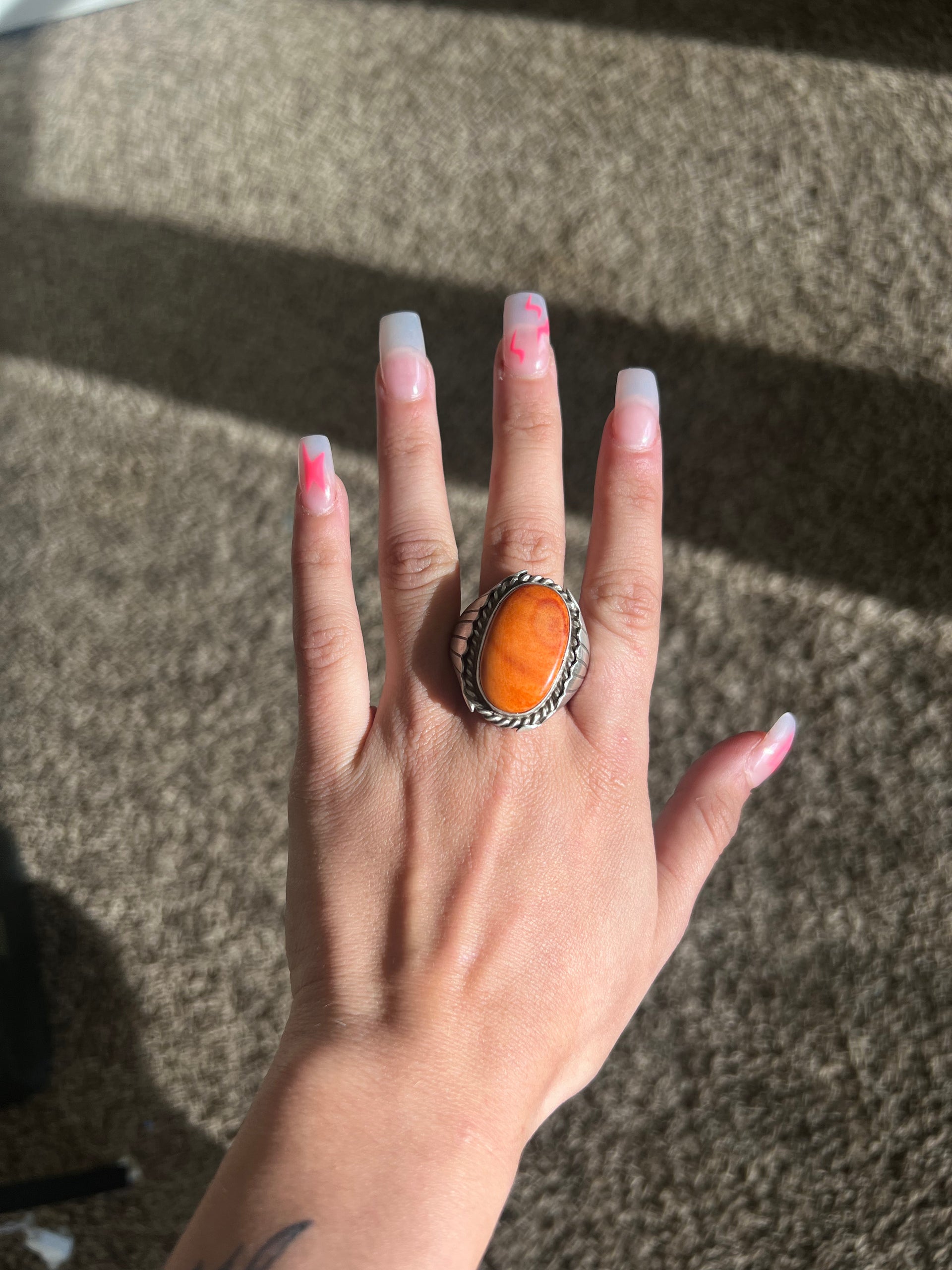 Betta Lee Spiny Oyster & Sterling Silver Ring Size 14