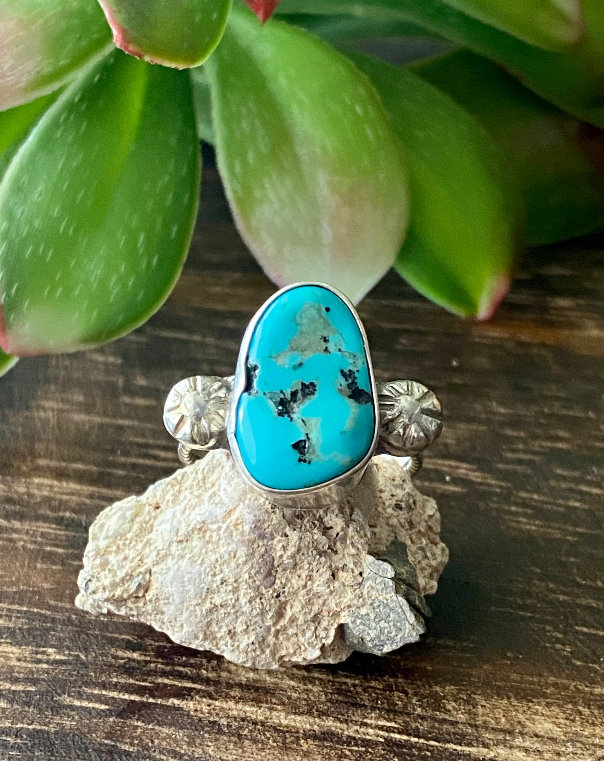Navajo Made Kingman Turquoise & Sterling Silver Ring Size 7.25