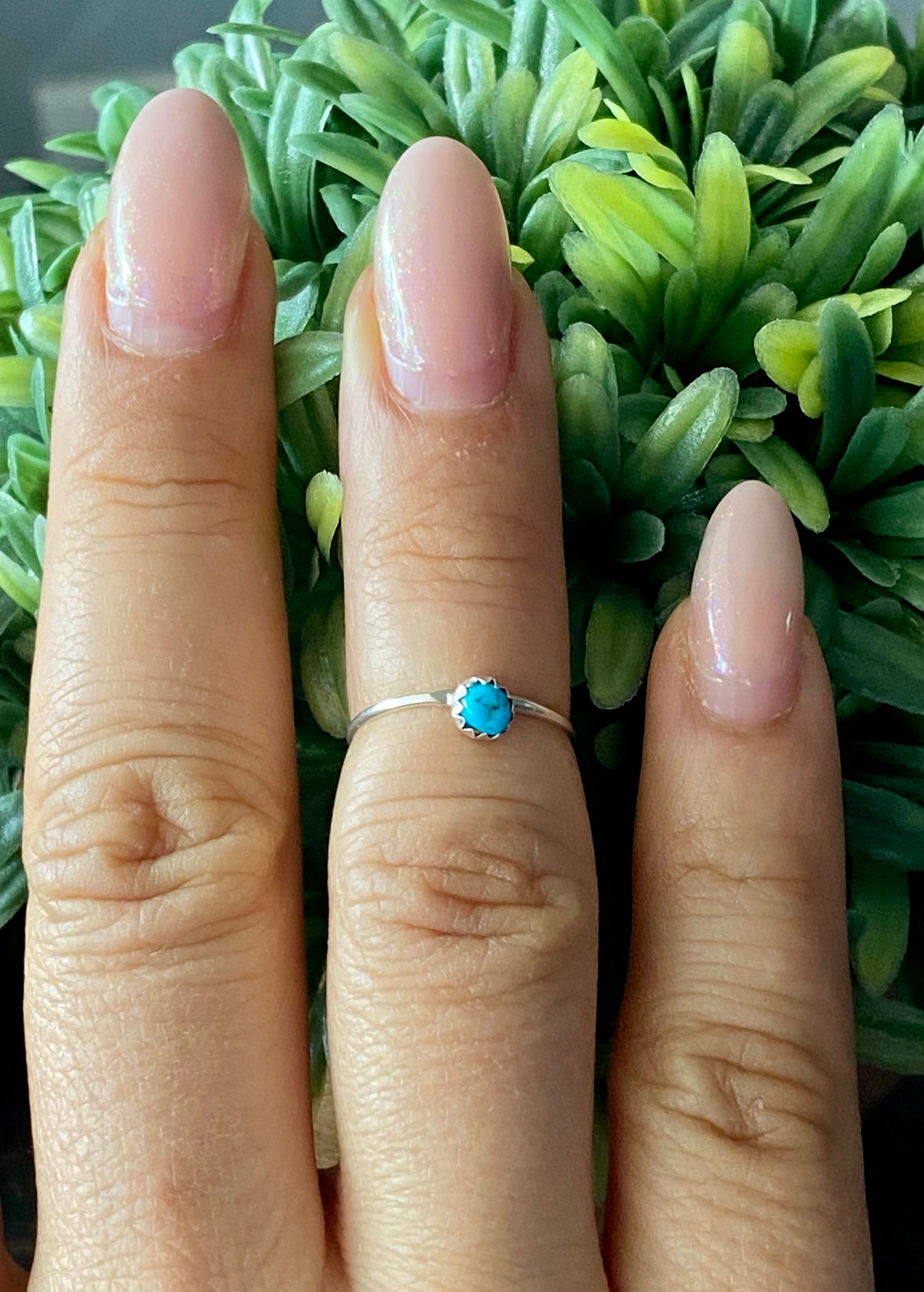 Navajo Made Turquoise & Sterling Silver Ring Size 4.75