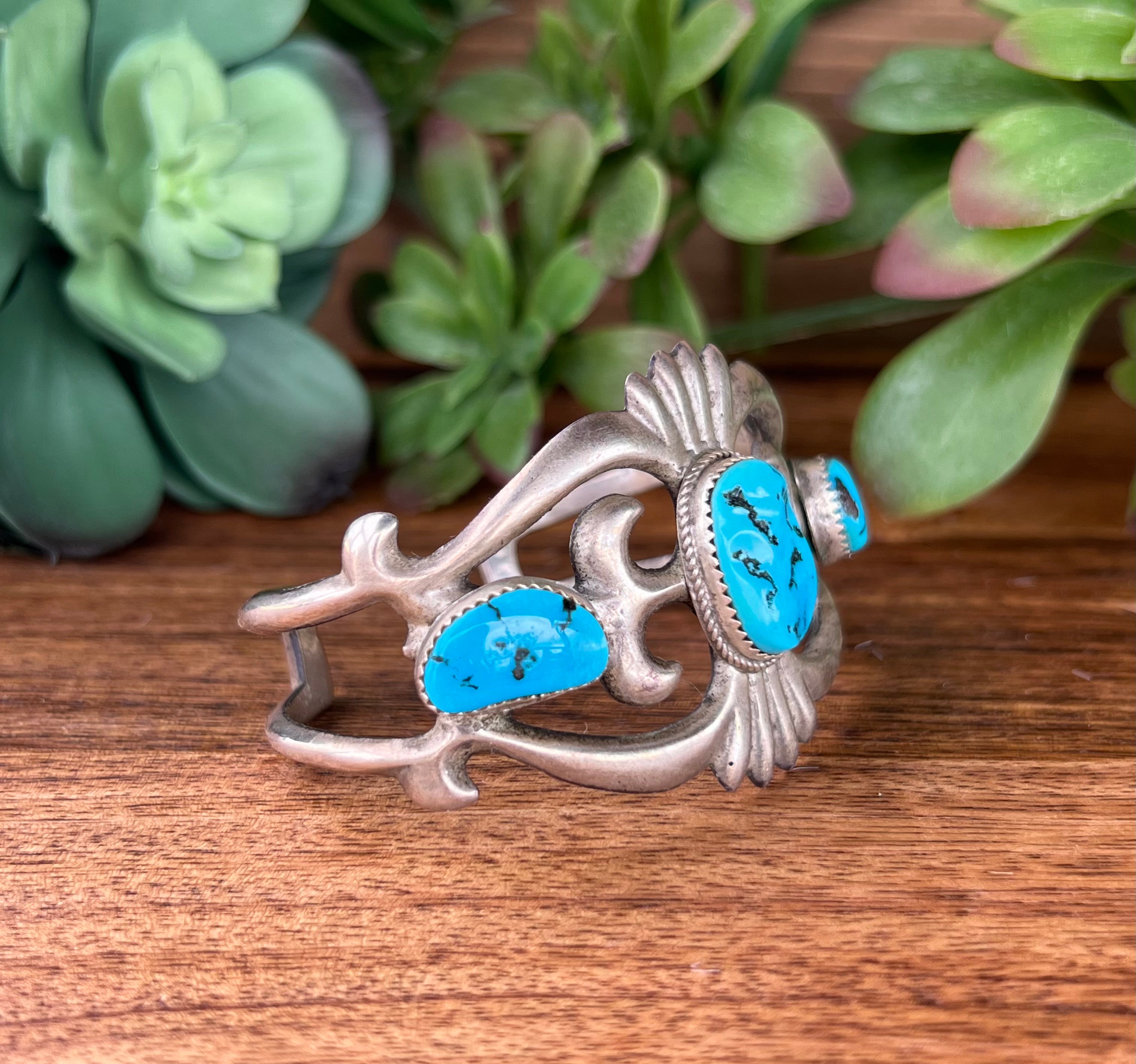 Vintage Navajo Made Sleeping Beauty Turquoise & Sterling Silver Cuff Bracelet