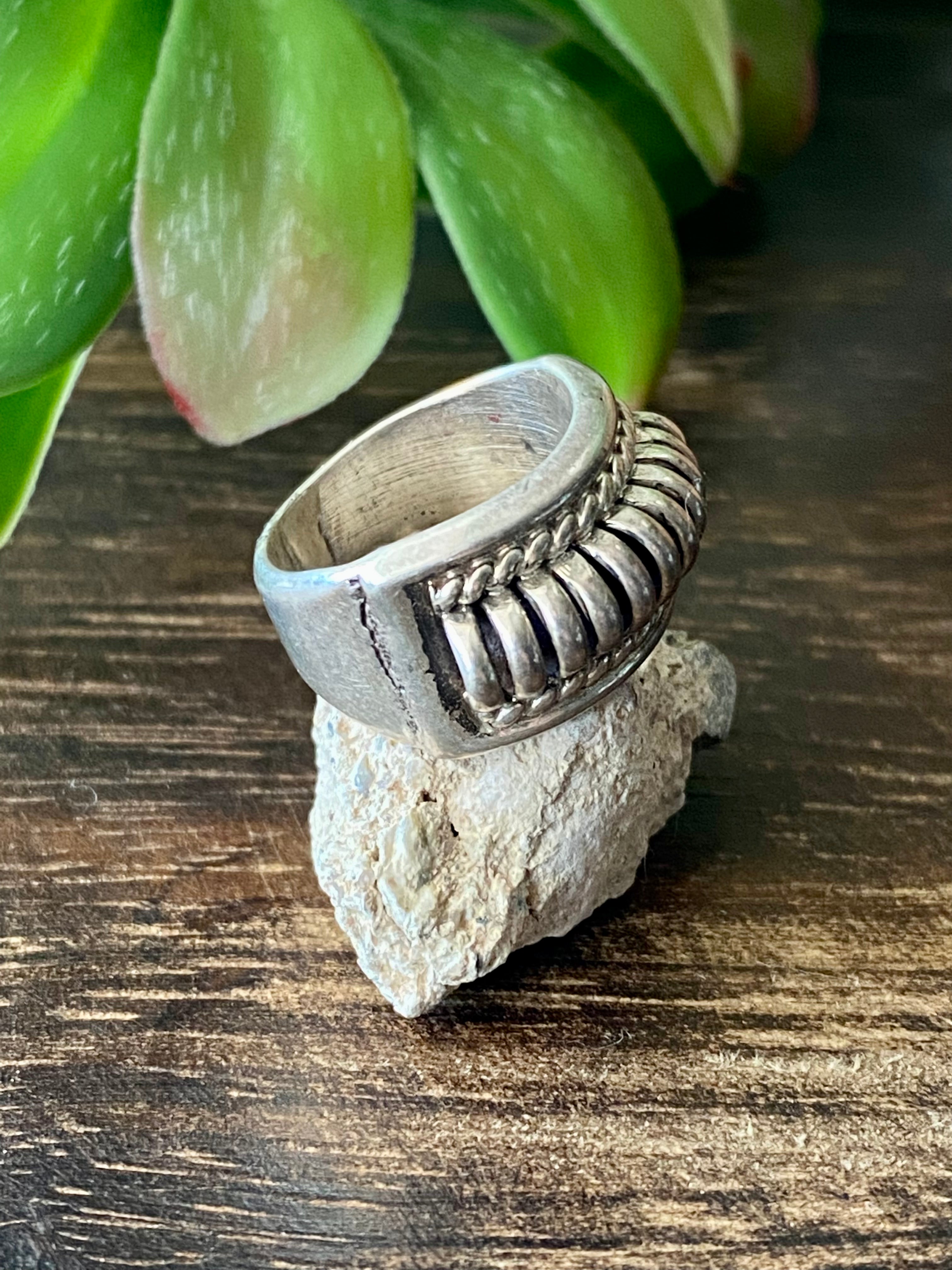 Navajo Made Sterling Silver Ring Size 5.25