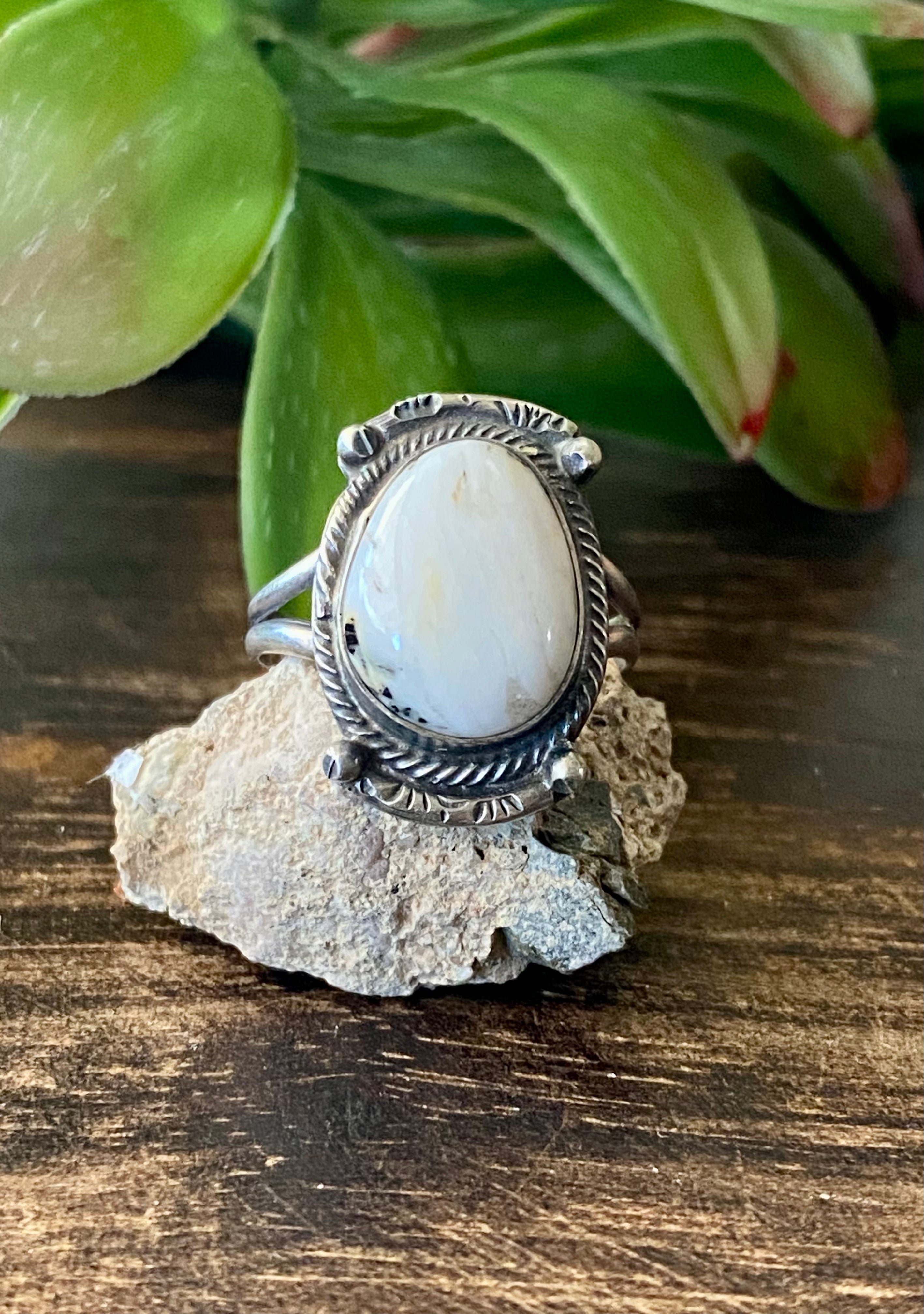 Navajo Made White Buffalo & Sterling Silver Ring Size 7.75