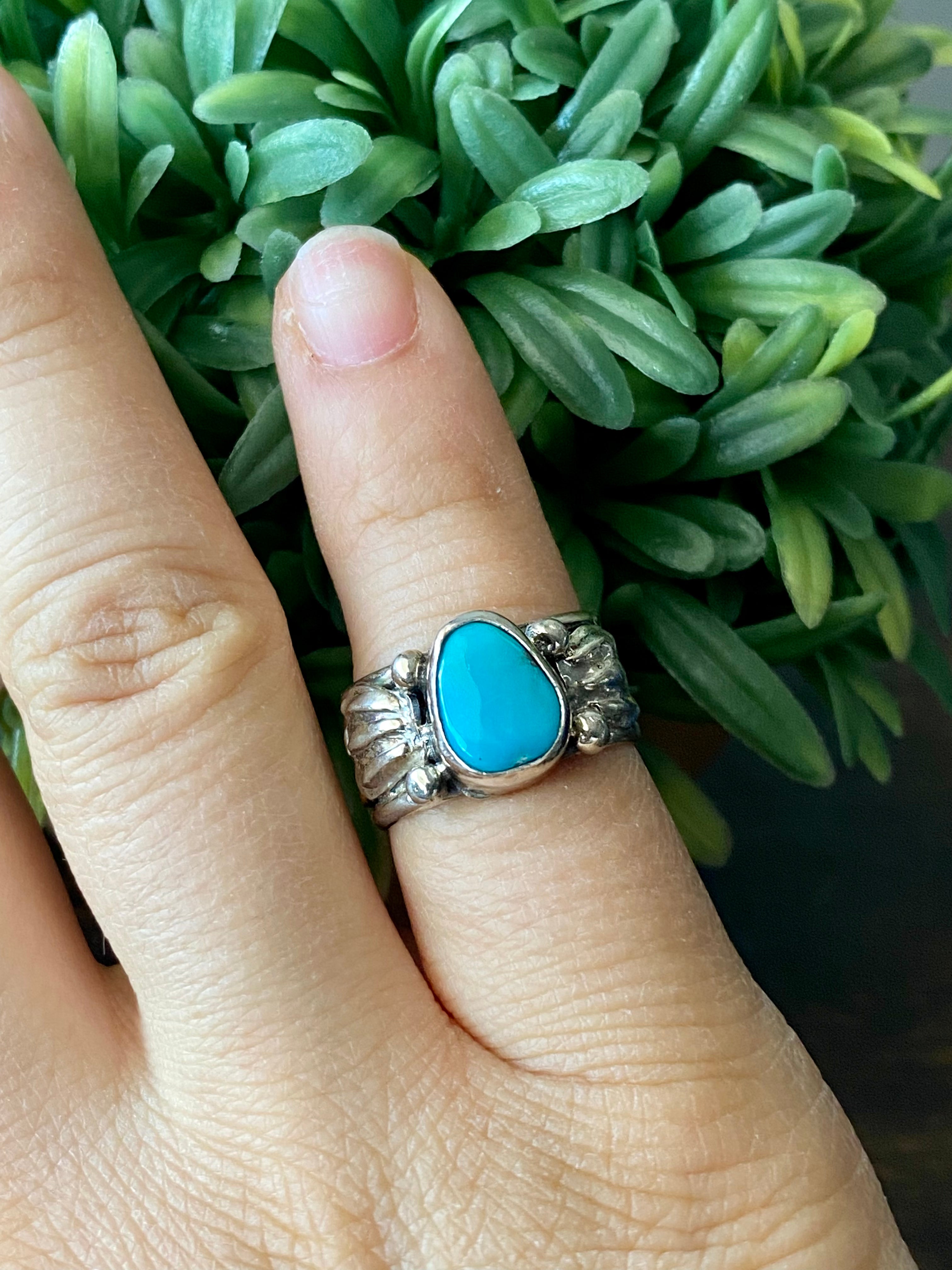 Navajo Made Kingman Turquoise & Sterling Silver Ring Size 5