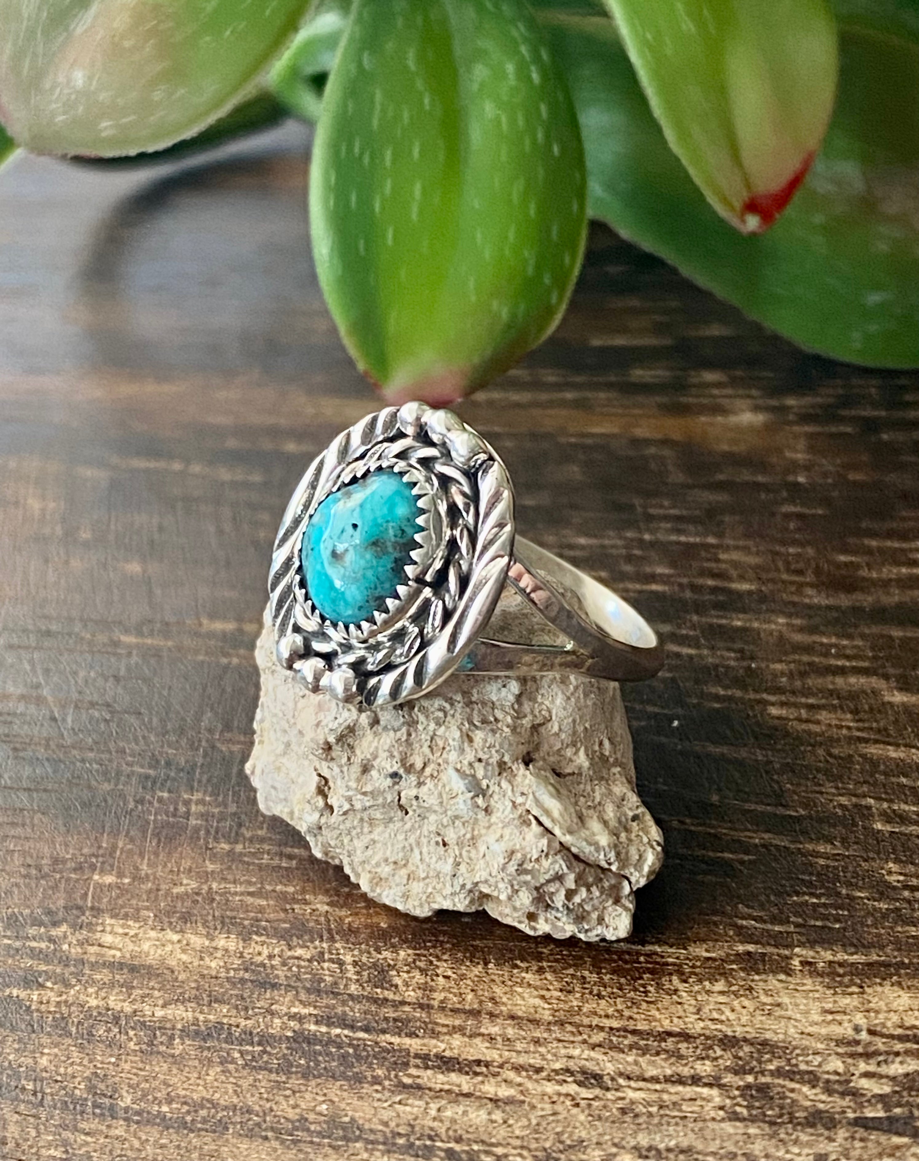 Navajo Made Kingman Turquoise & Sterling Silver Ring Size 7.5