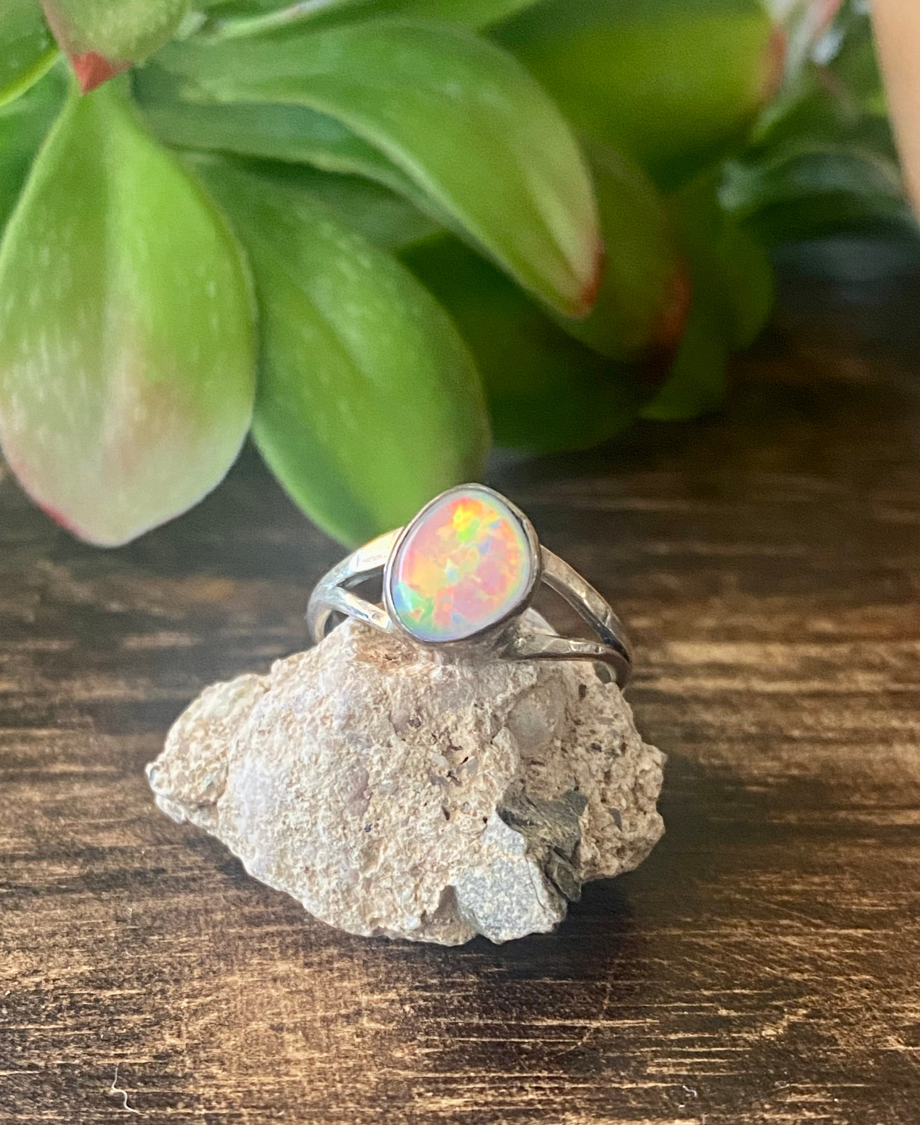 Navajo Made White Opal & Sterling Silver Ring Size 6.5