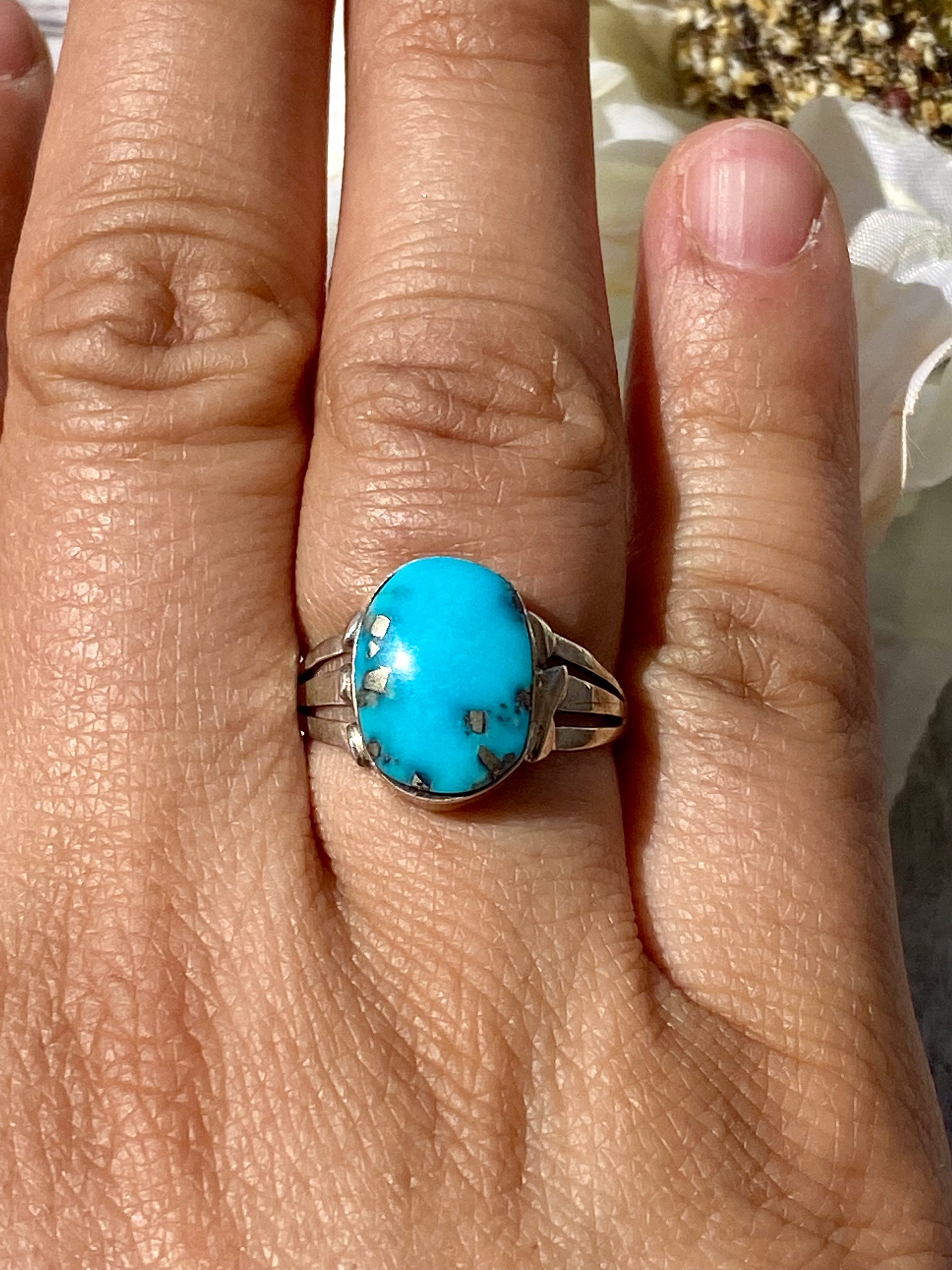 Navajo Made Kingman Turquoise & Sterling Silver Ring Size 7.25