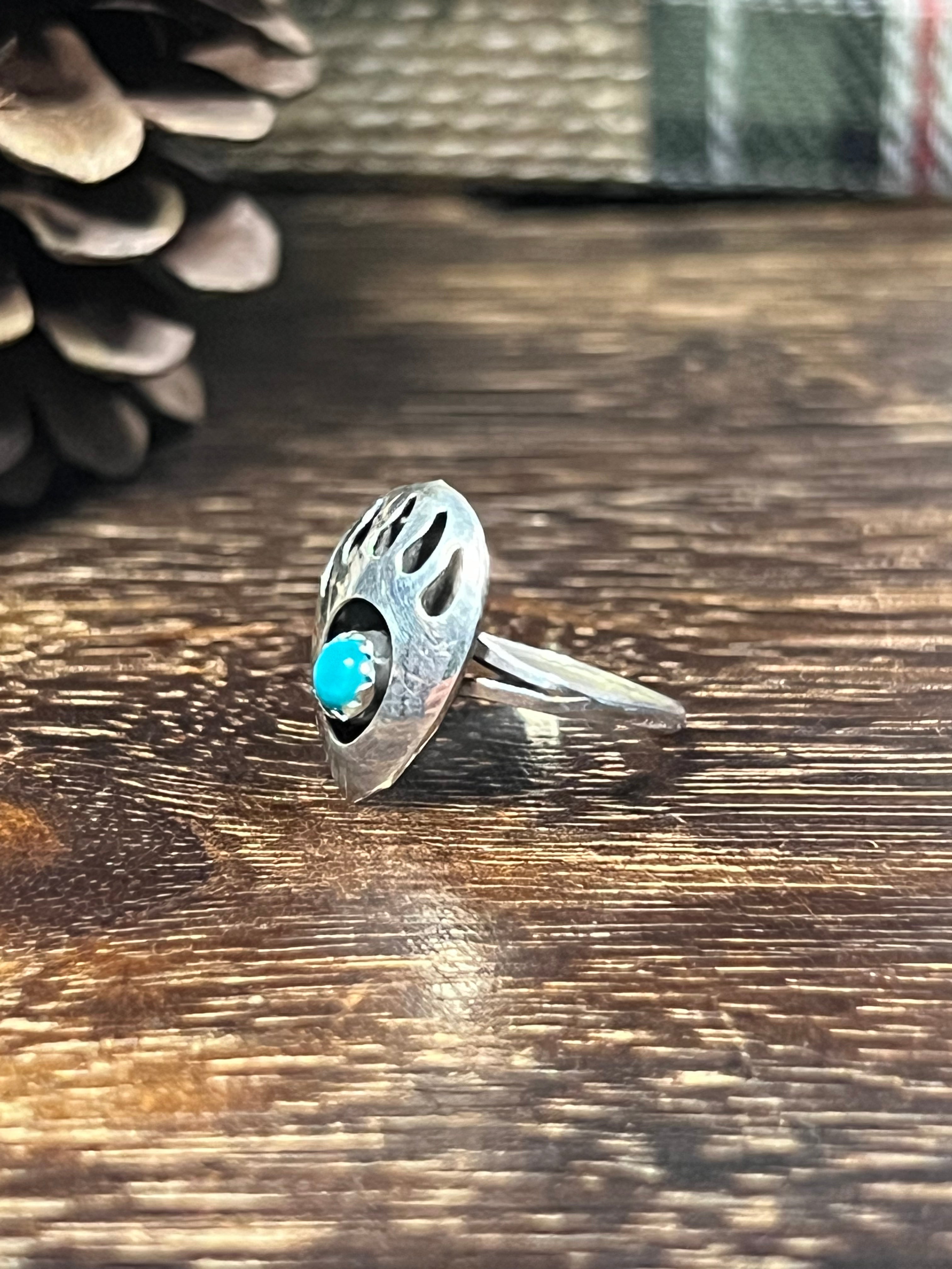 Navajo Made Kingman Turquoise & Sterling Silver Bear Claw Ring