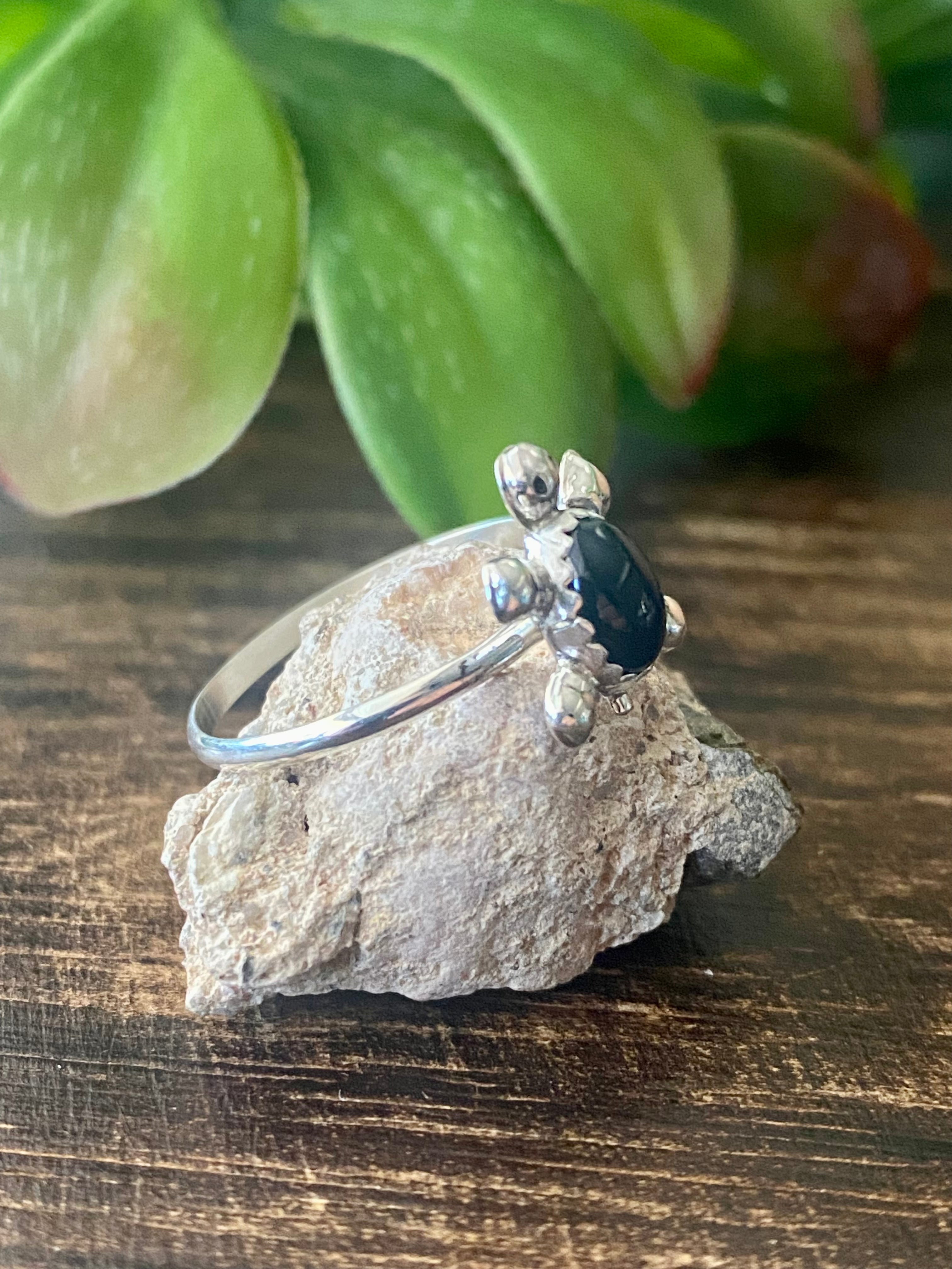 Zuni Made Onyx & Sterling Silver Turtle Ring Size 4.5