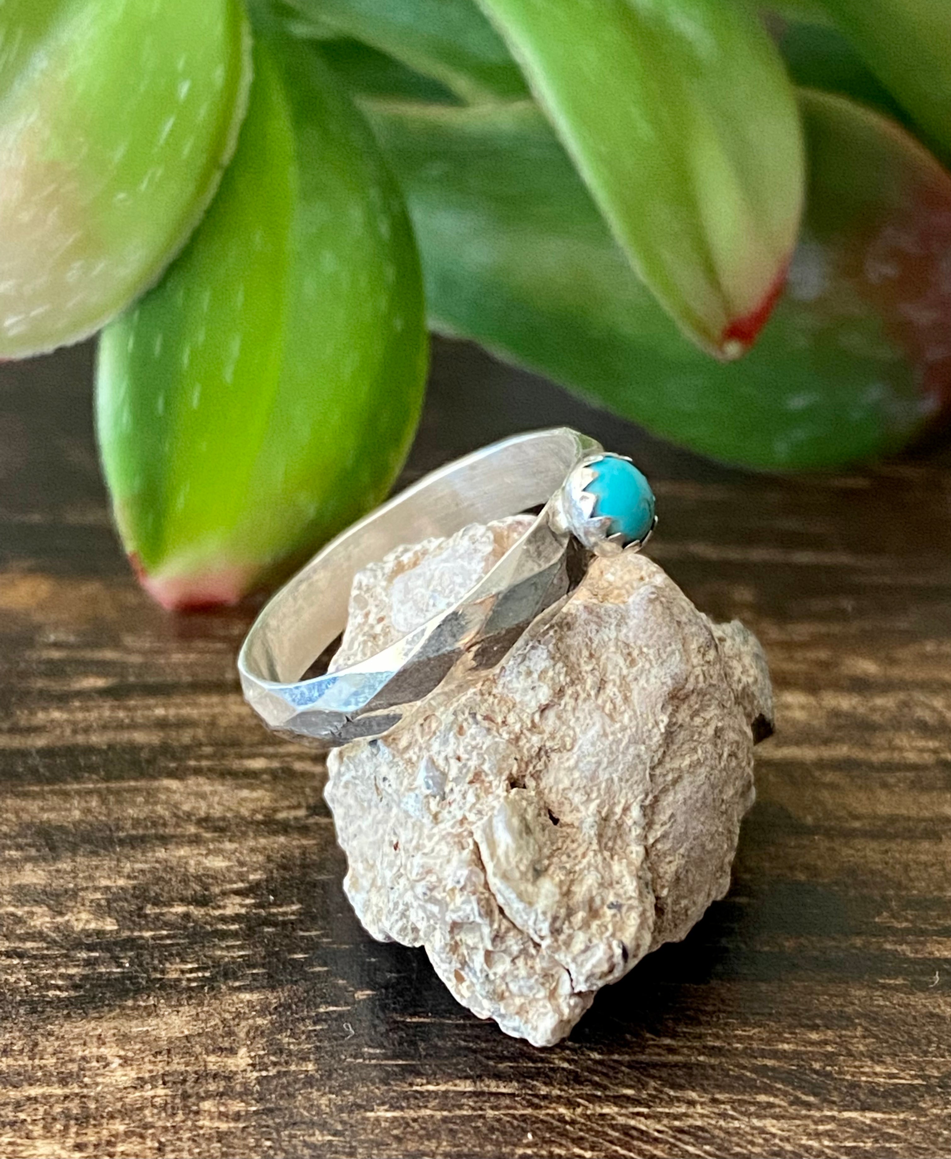 Navajo Made Turquoise & Sterling Silver Ring Size 6.75