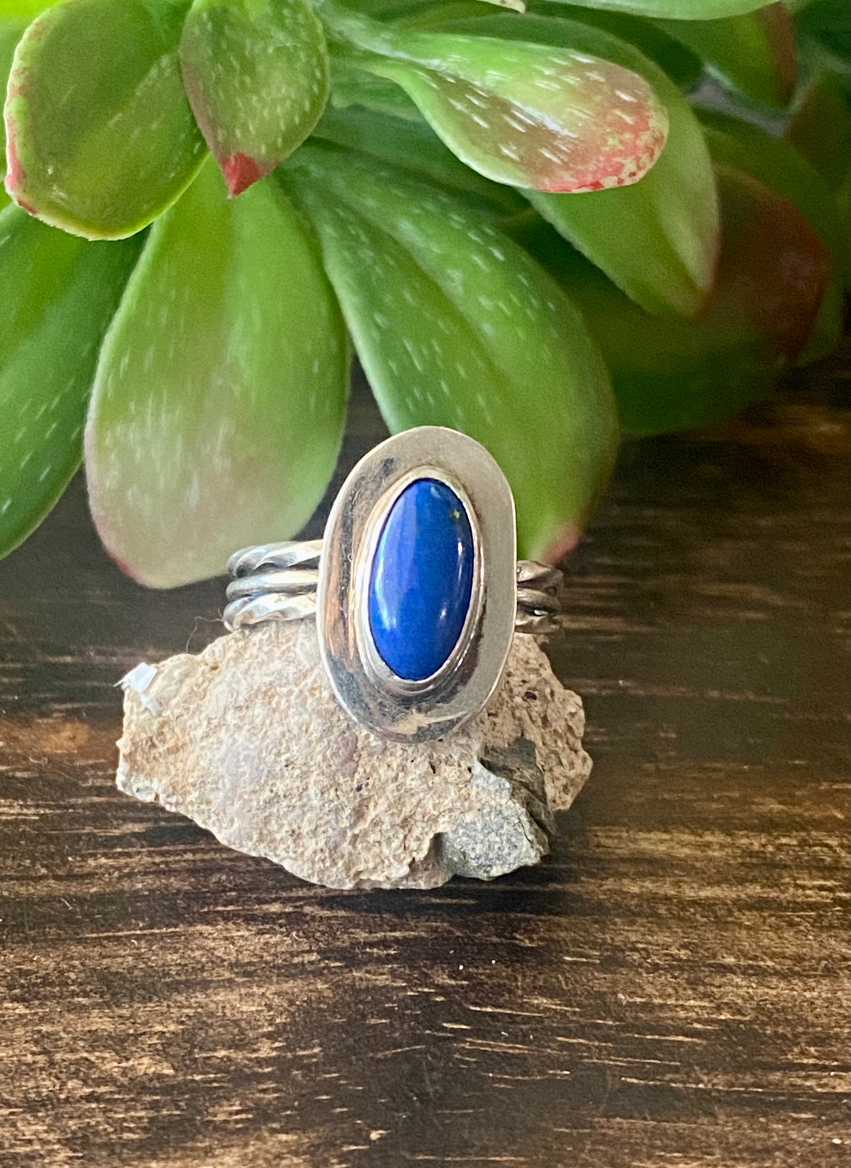 Navajo Made Lapis & Sterling Silver Ring Size 7.25